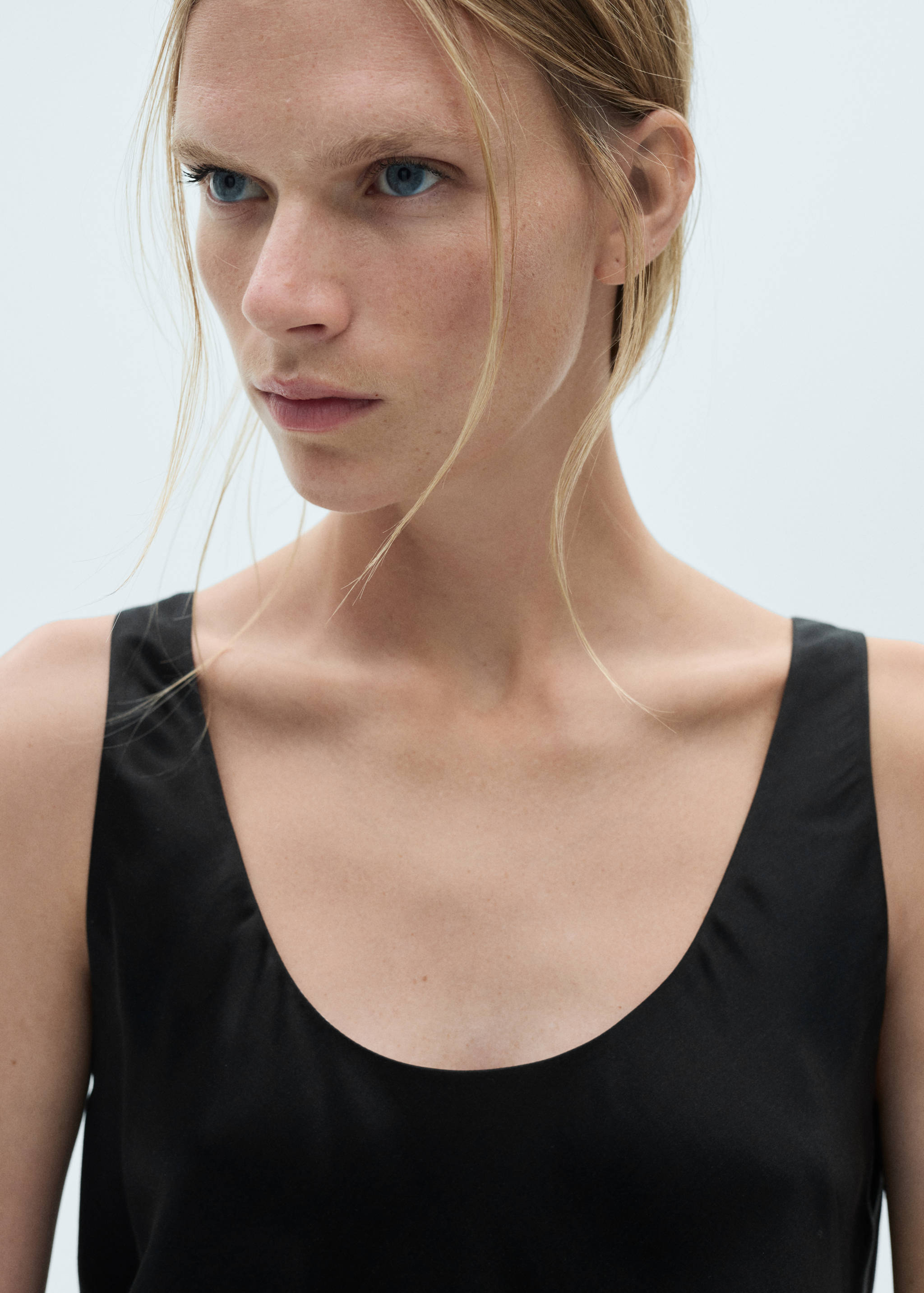 Silk satin top - Details of the article 1