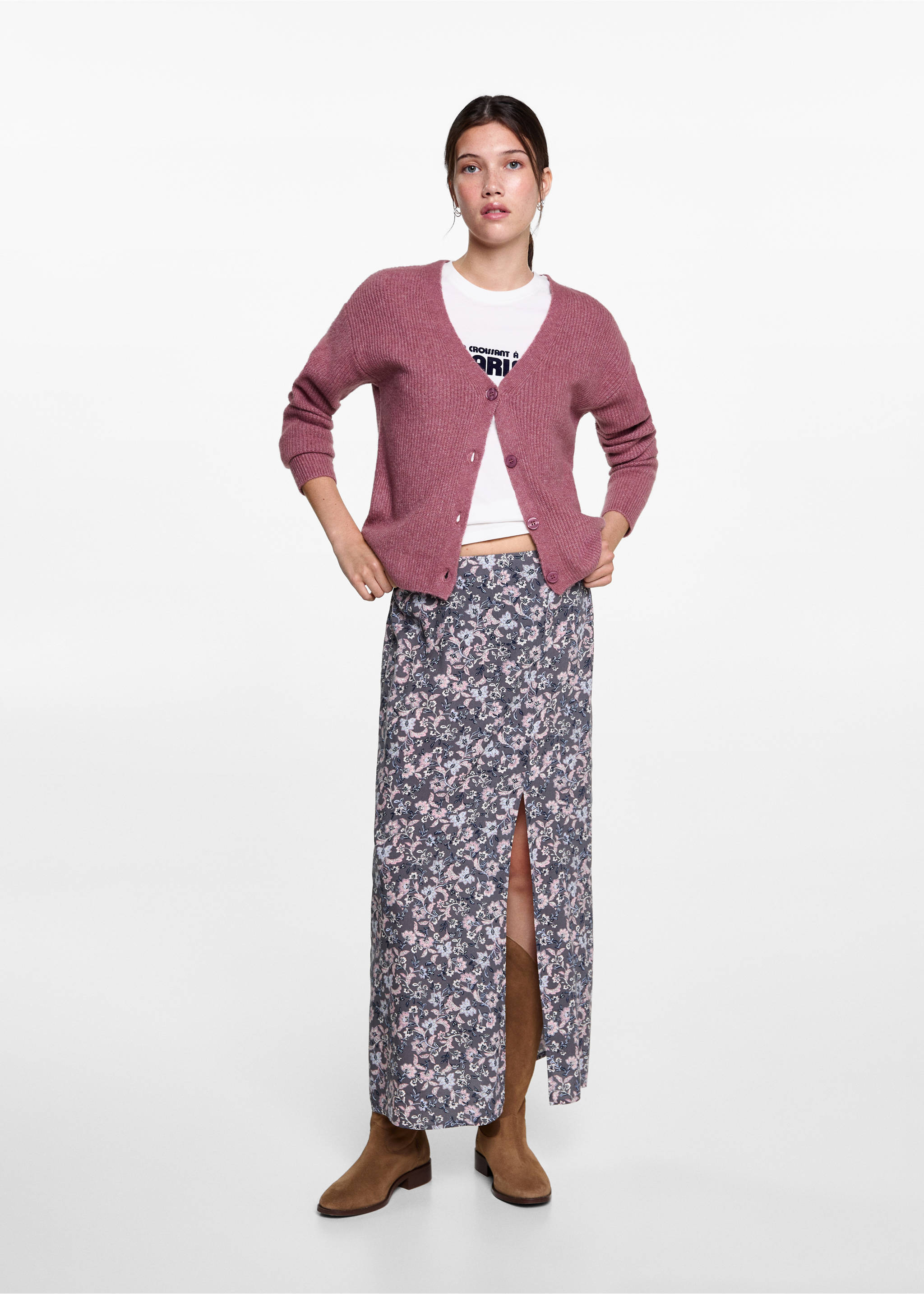 V-neck knitted cardigan - General plane, Pastel Pink. Ref: 77046737-00.