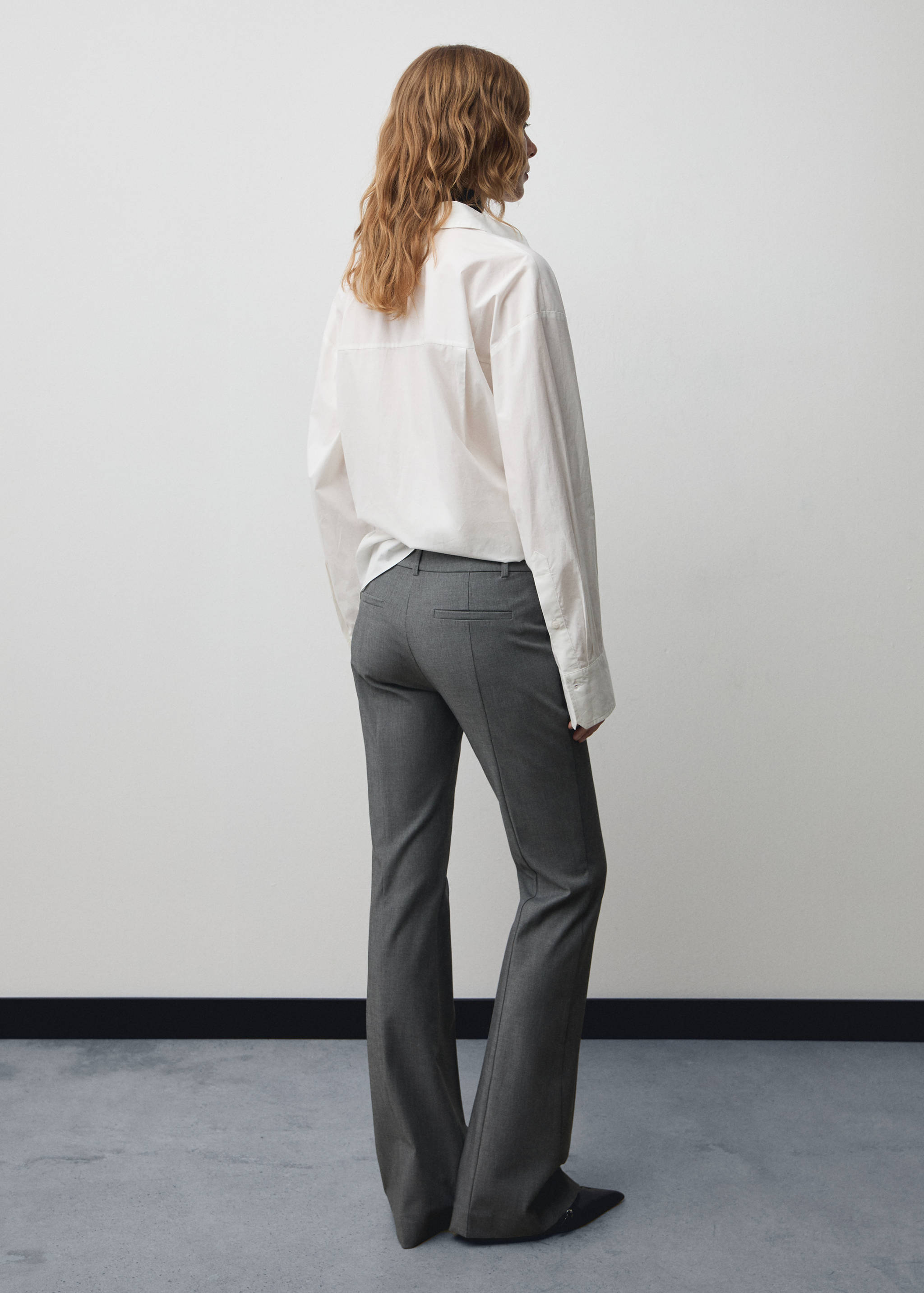 Mid-rise flared trousers - Reverse of the article