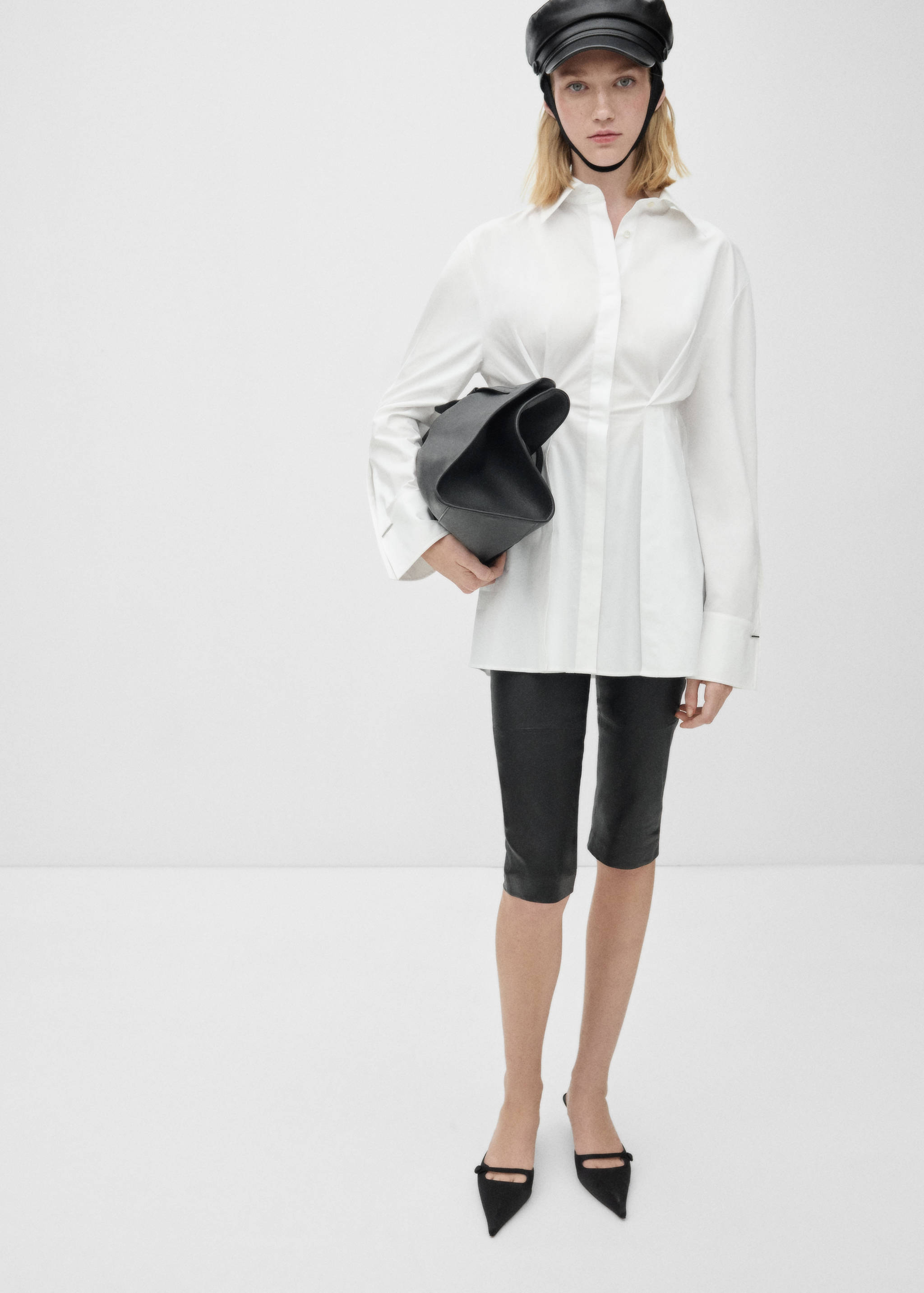 Camisa 100% algodón pliegues - Plano general