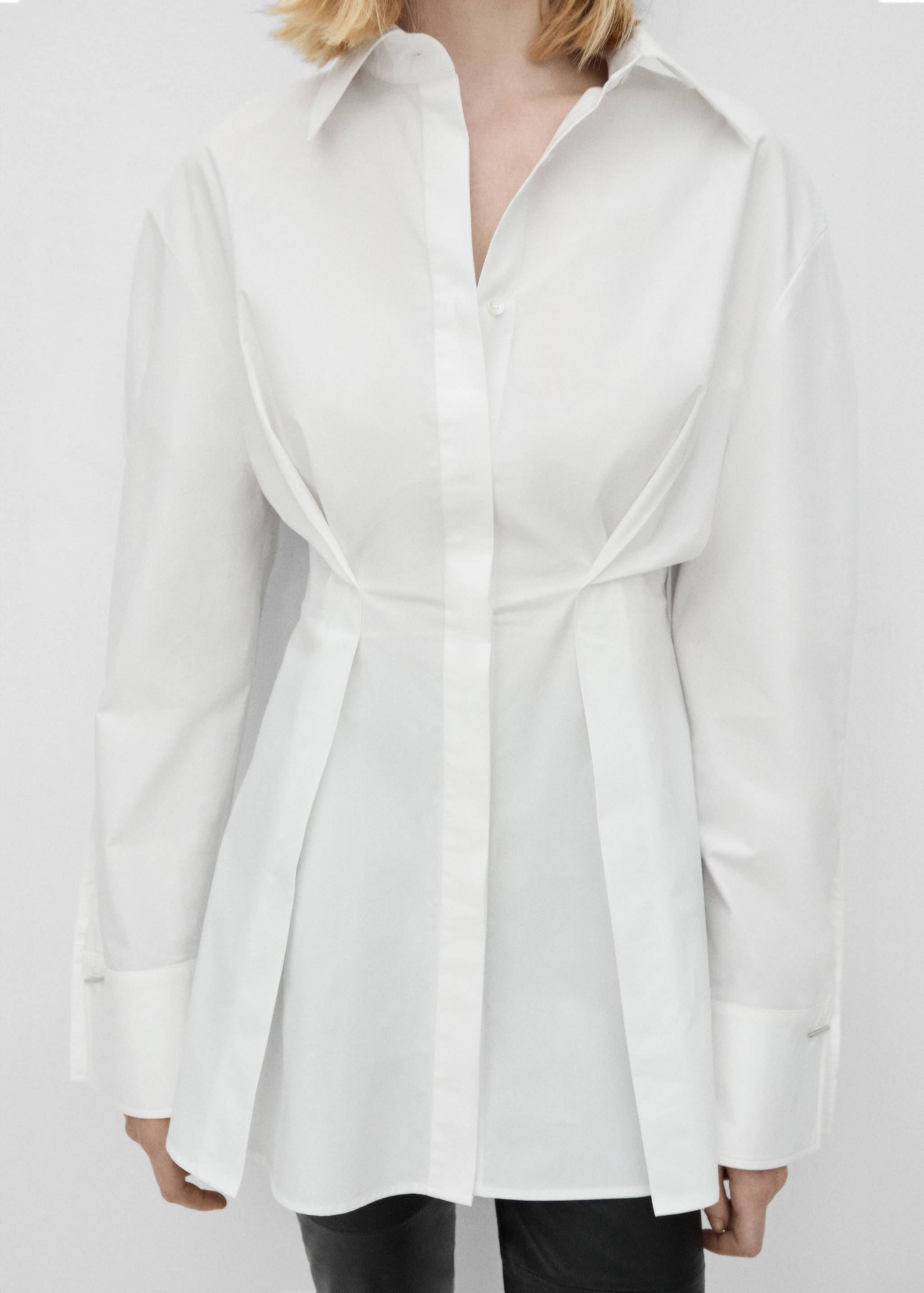 Camisa 100% algodón pliegues - Plano medio