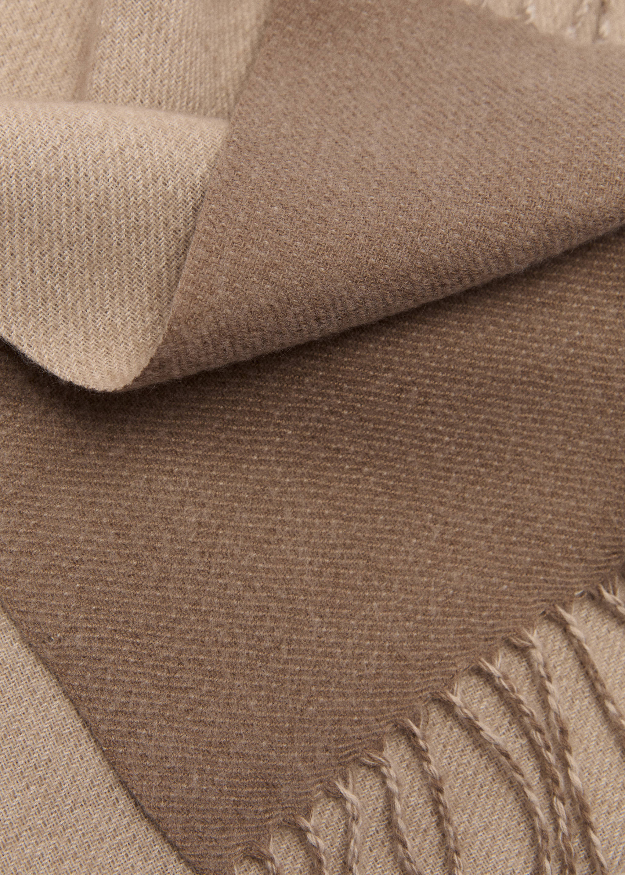 双色流苏围巾 - null