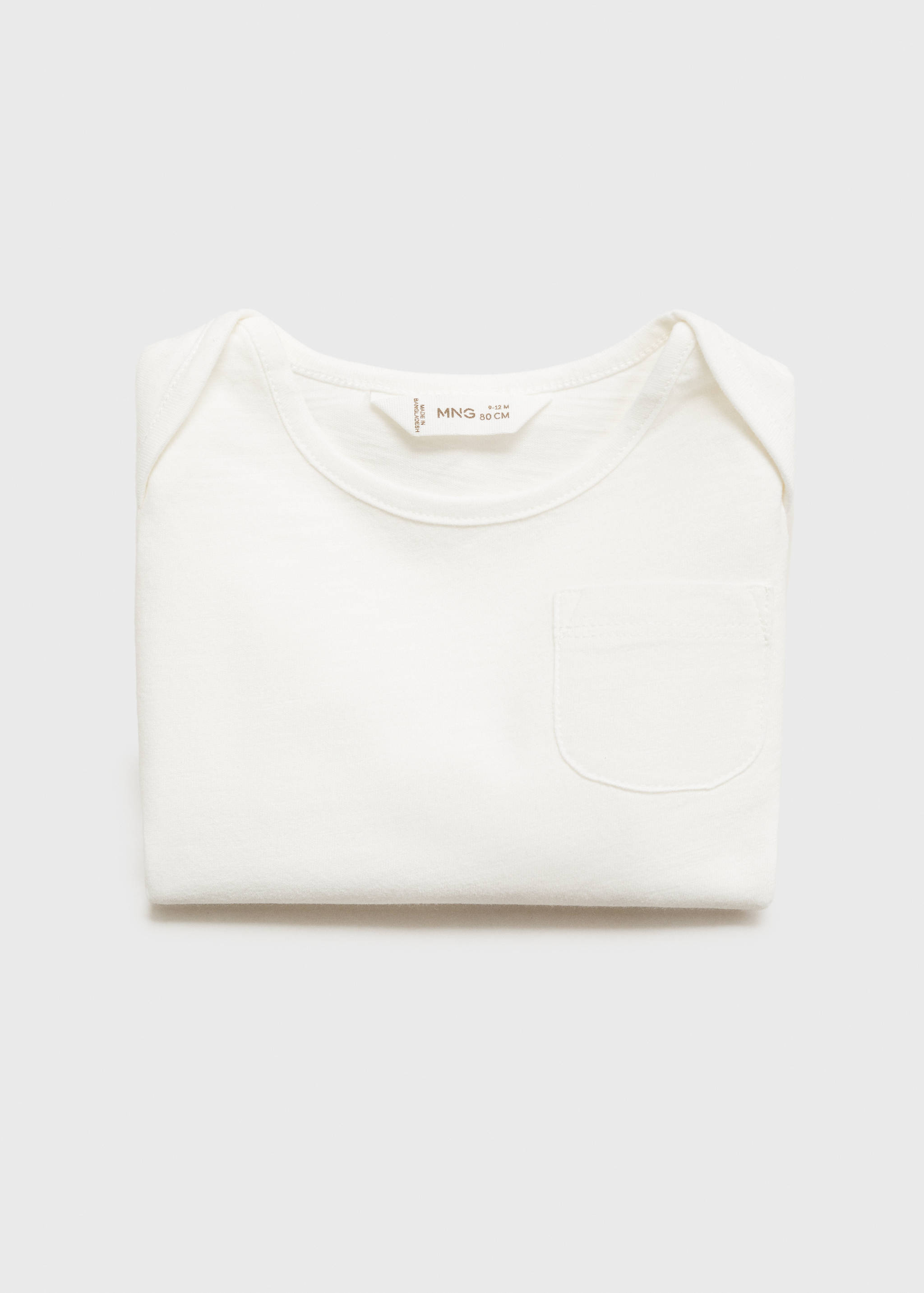 Long-sleeved t-shirt with pocket - Details of the article 8