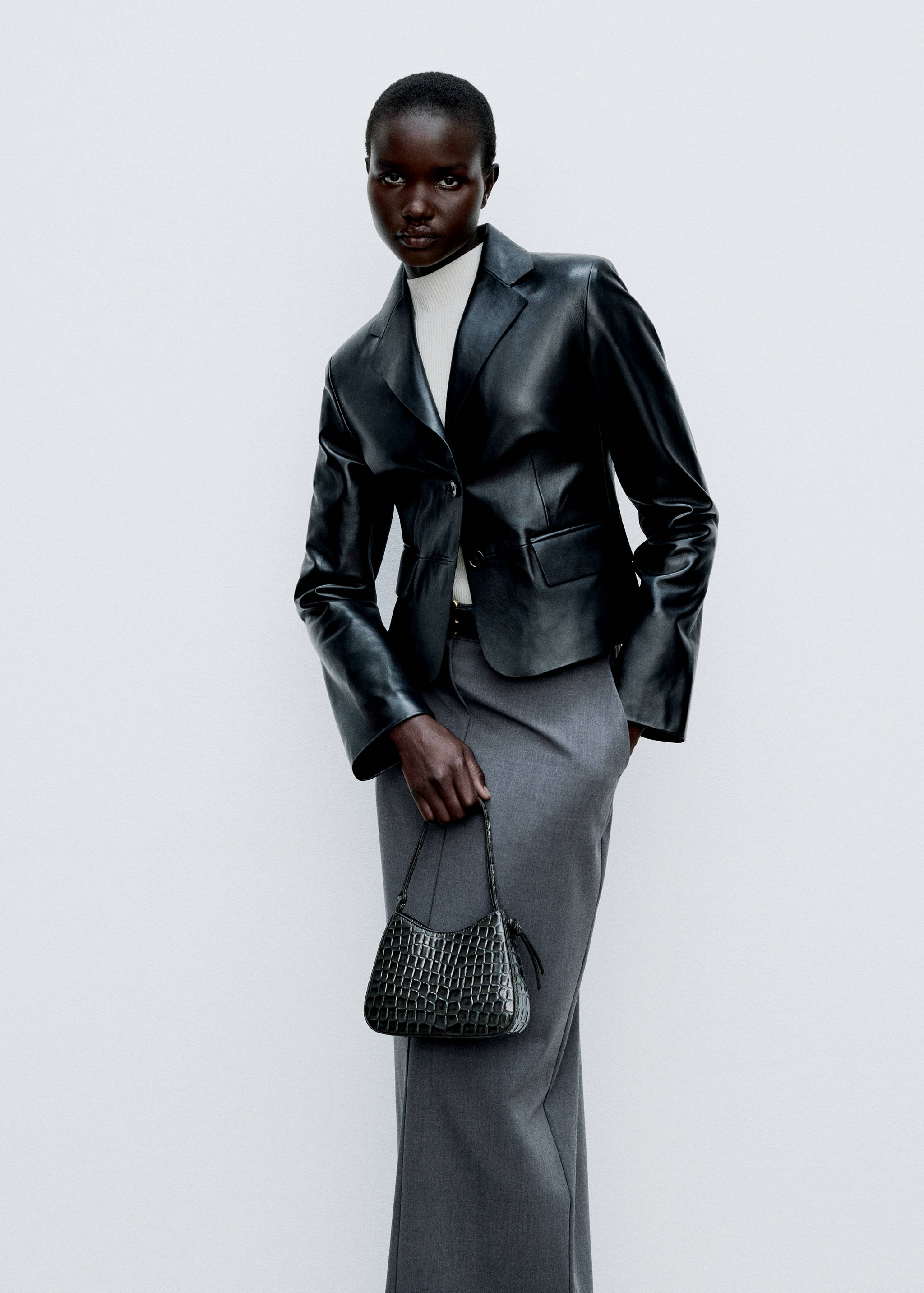 Croc patent-effect bag - General plane