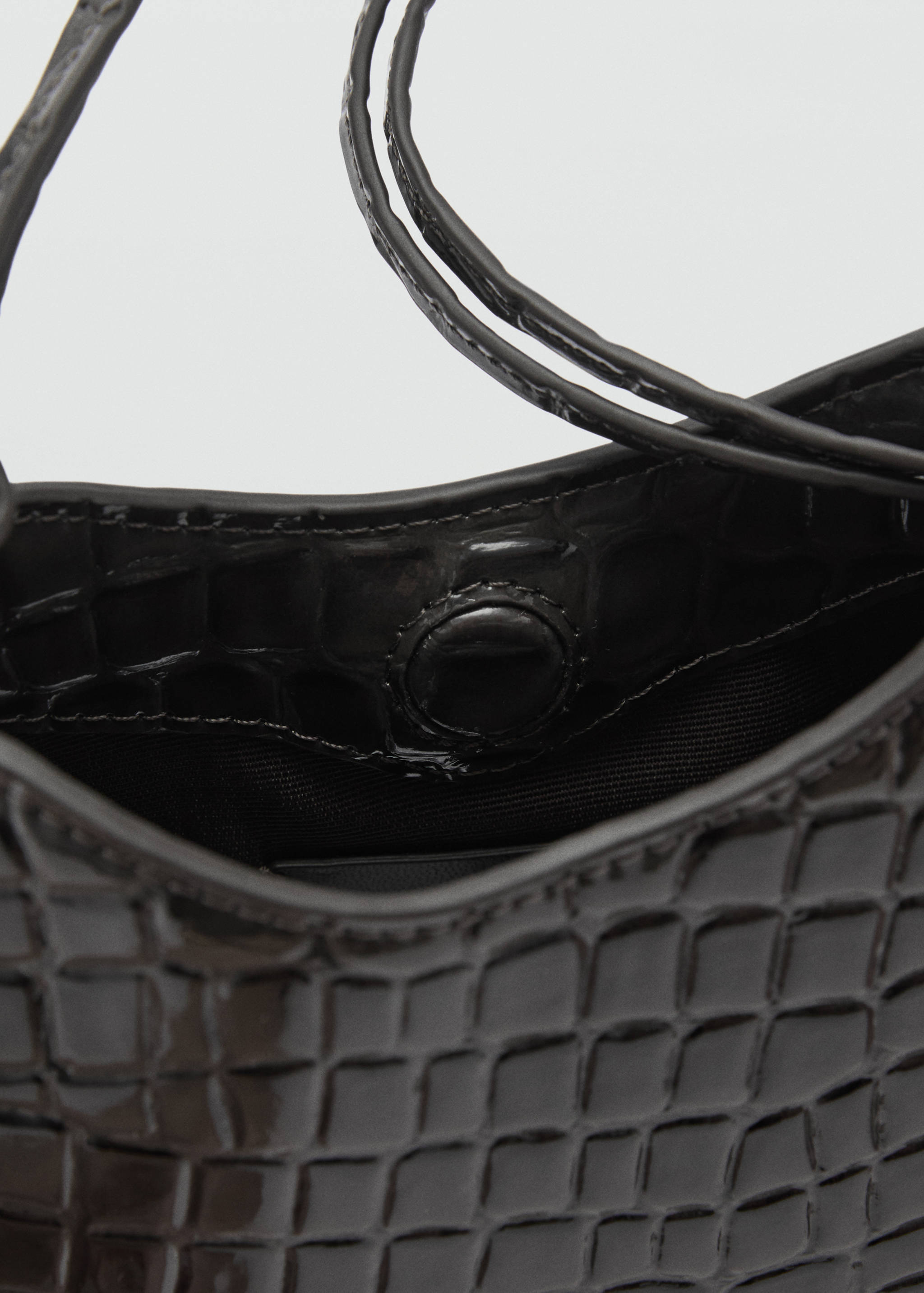 Croc patent-effect bag - Details of the article 3