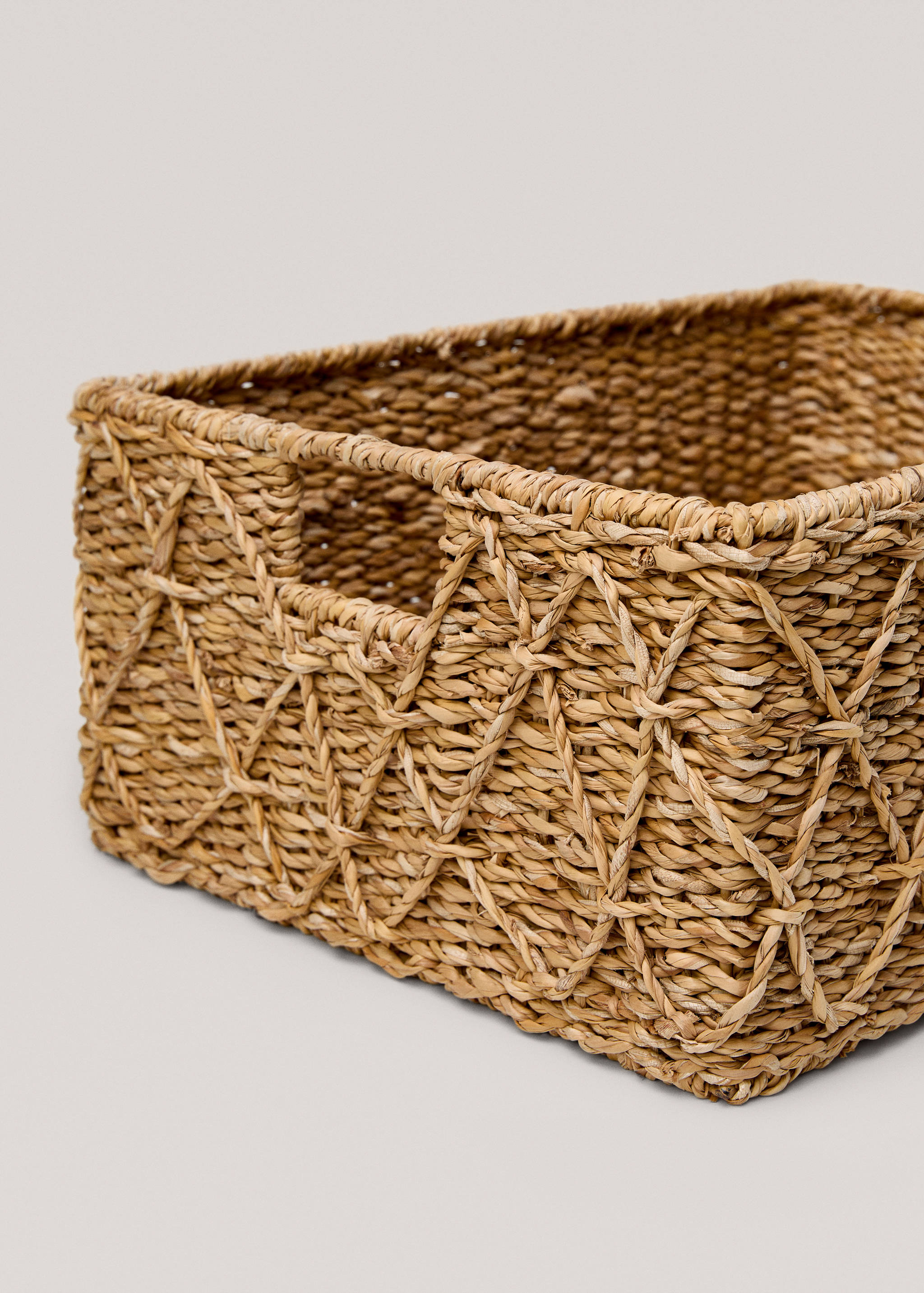 Kurv med relieff, 45x35 cm - Artikkeldetalj 1