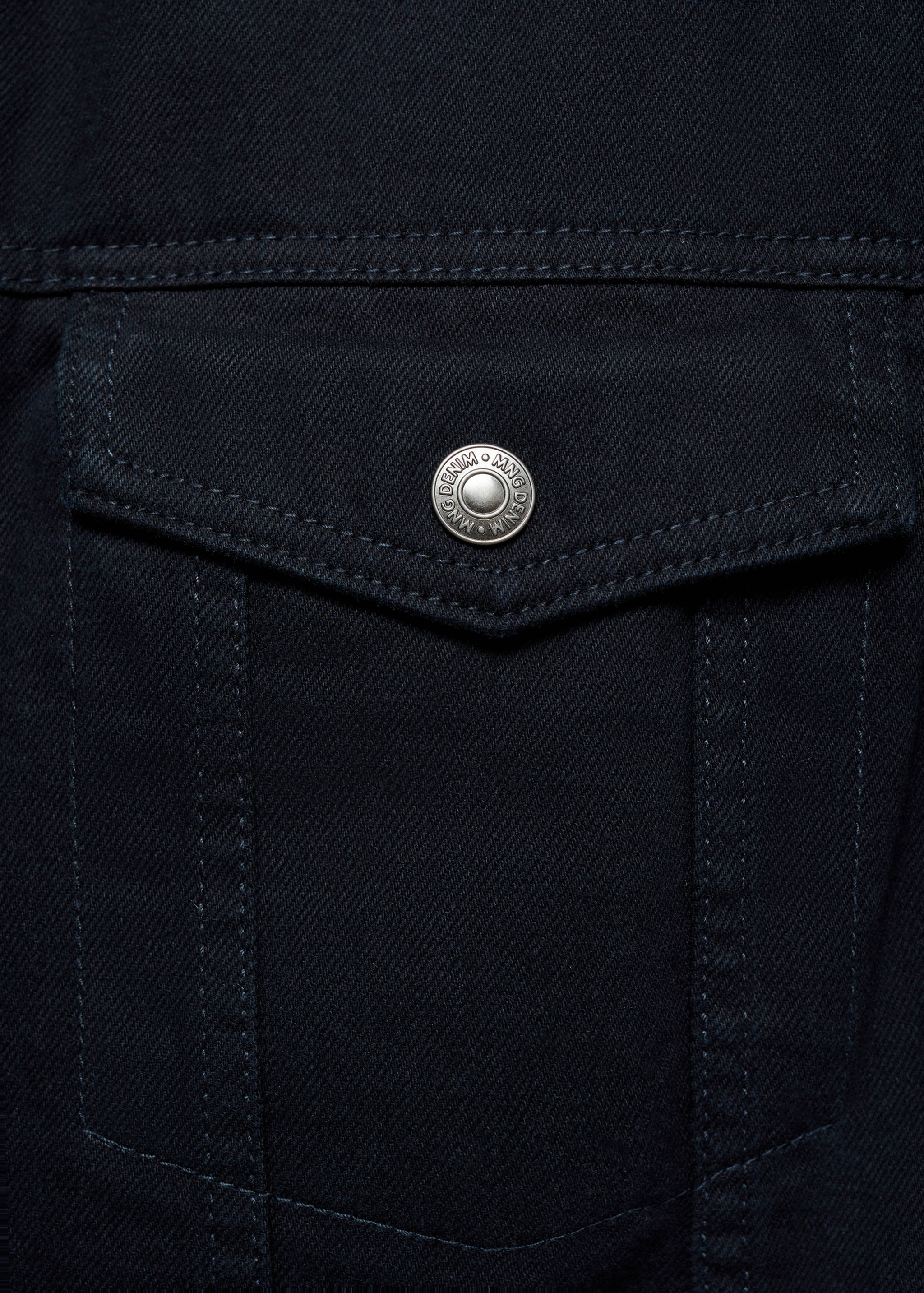 Denim jacket with sheepskin collar - Details of the article 0