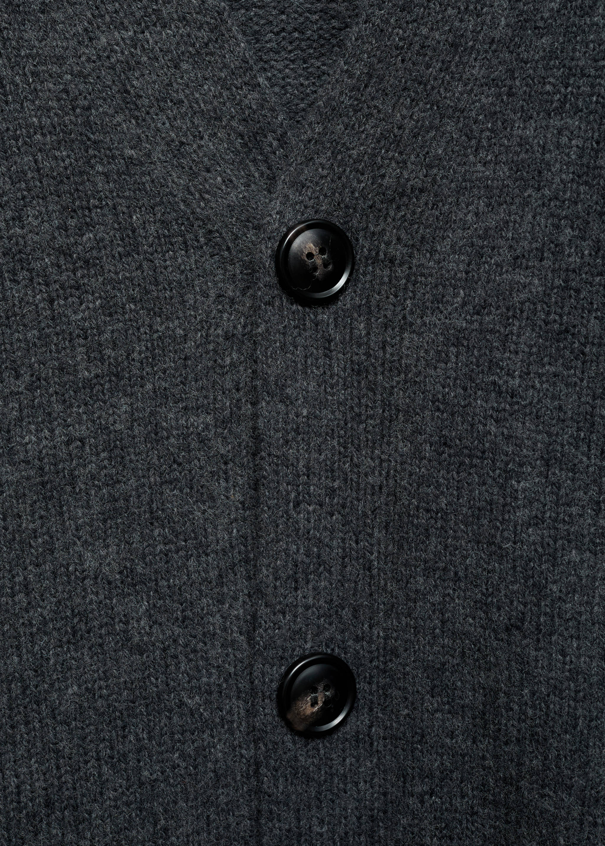 Medium-knit wool cardigan - Details of the article 8