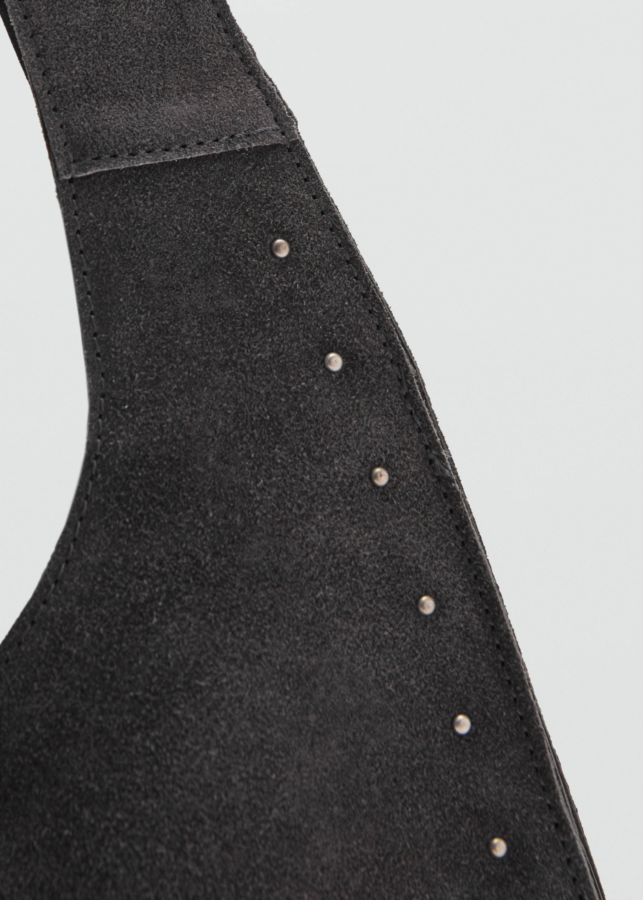 Stud leather bag - Details of the article 1