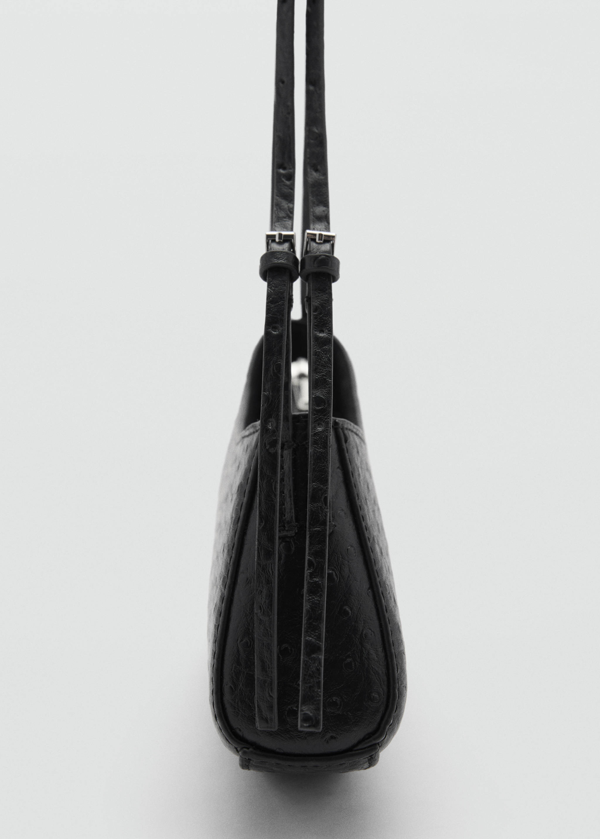 Oval textured bag - Details of the article 1