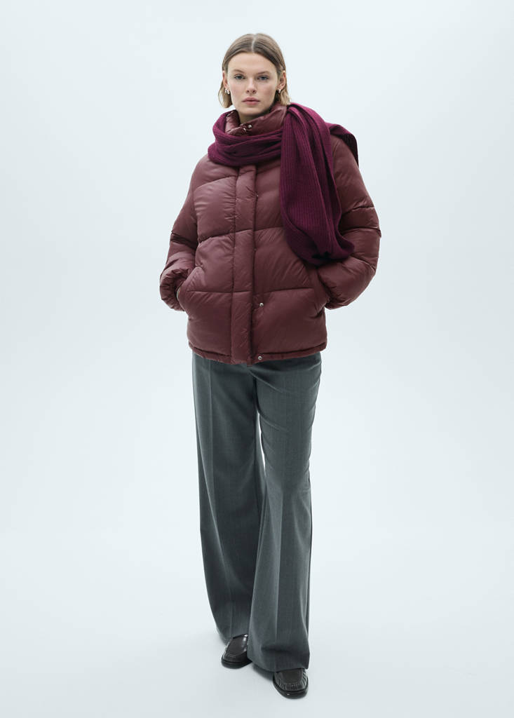 Short quilted anorak — Maroon