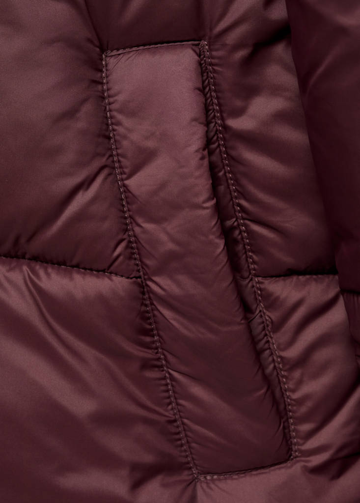 Short quilted anorak — Maroon