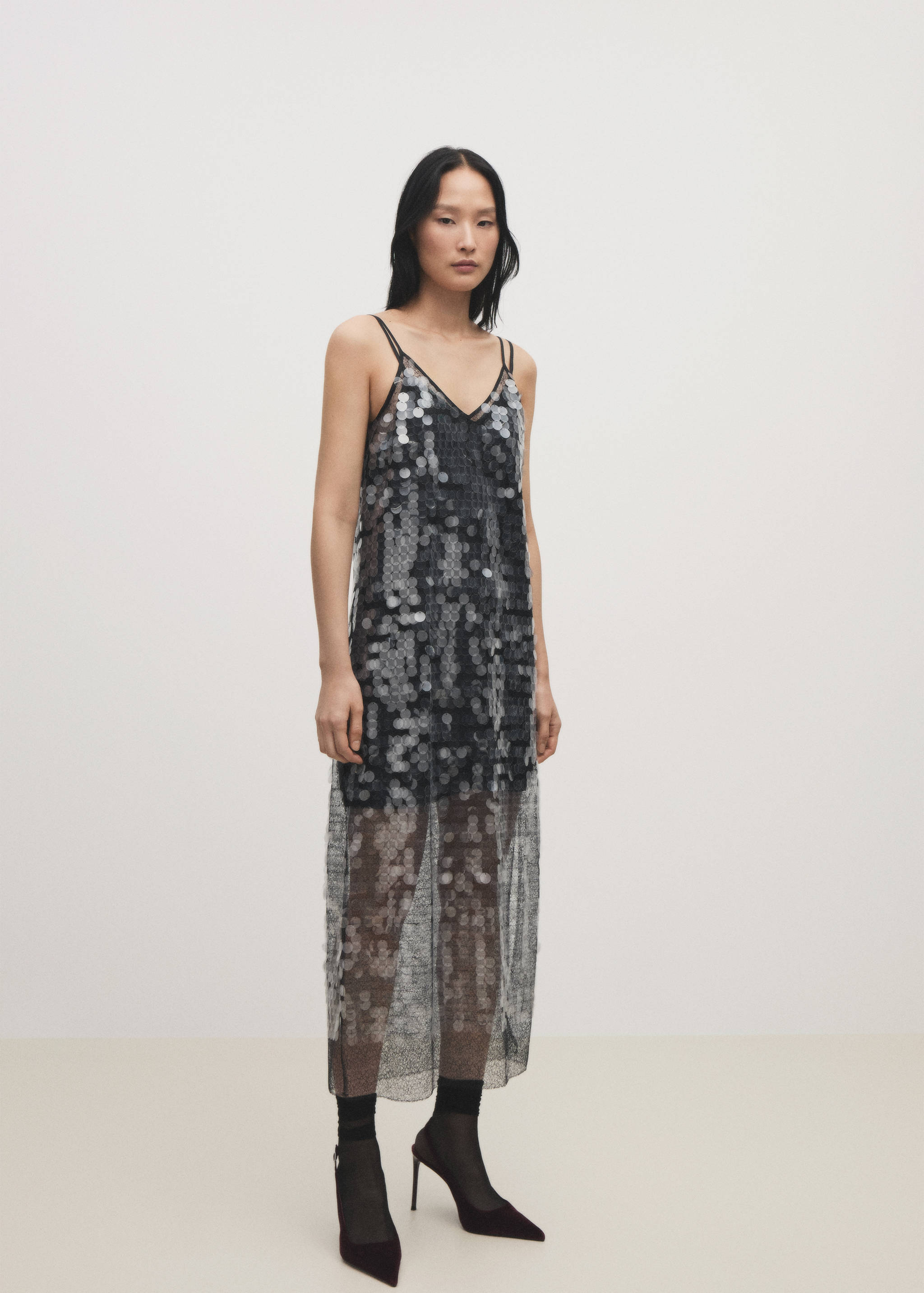 Semi-transparent disc dress - Details of the article 7