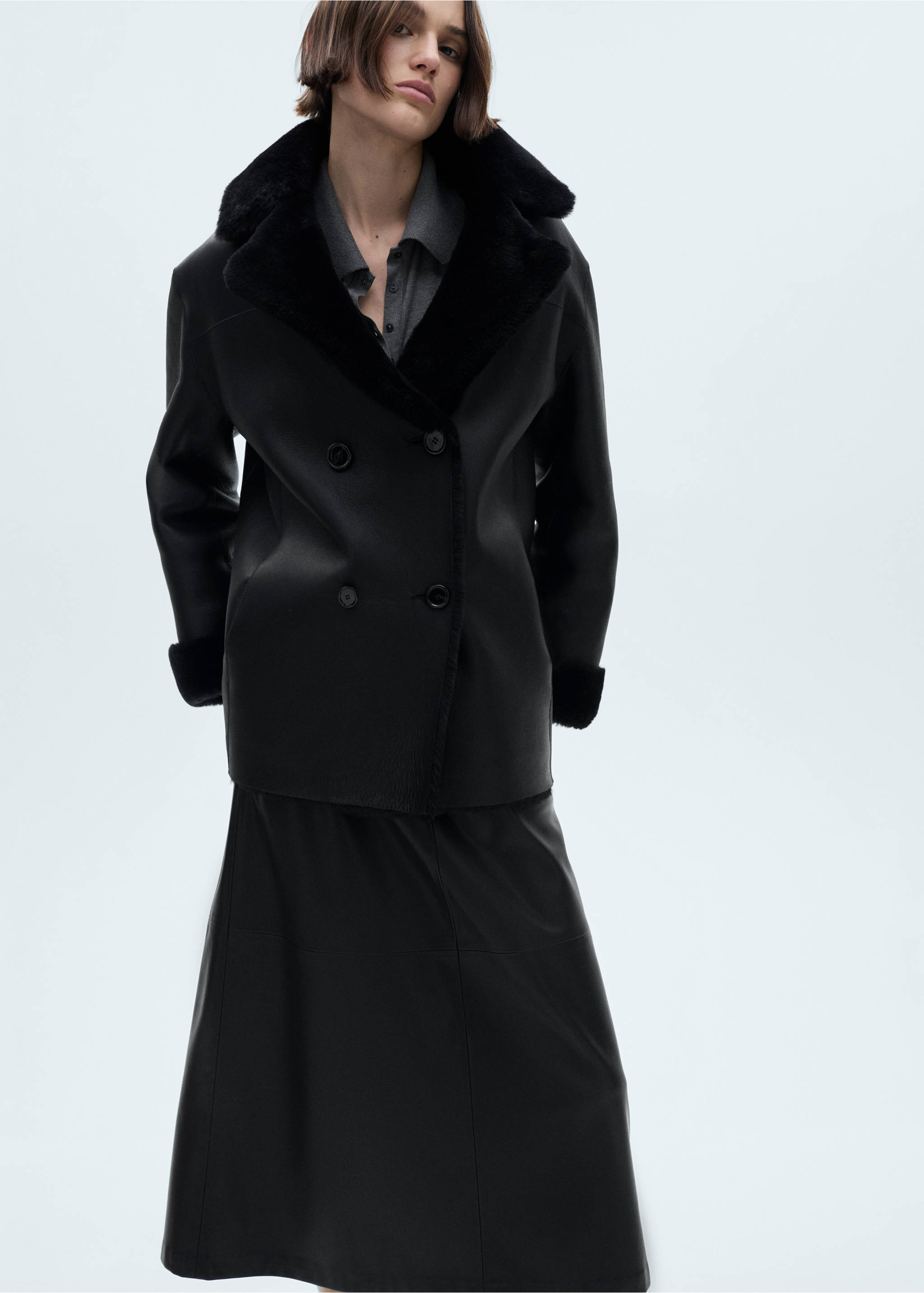 Double-breasted leather coat - Medium plane, Black. Ref: 77049064-00.