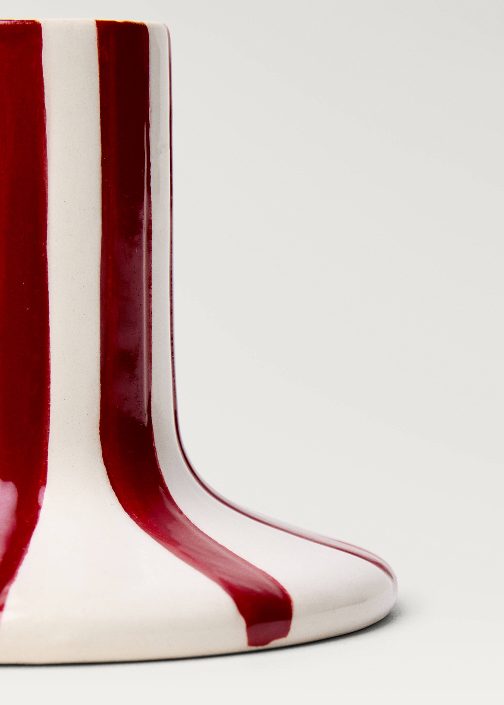 Stoneware Candle Holder with Stripe Design - Details of the article 3
