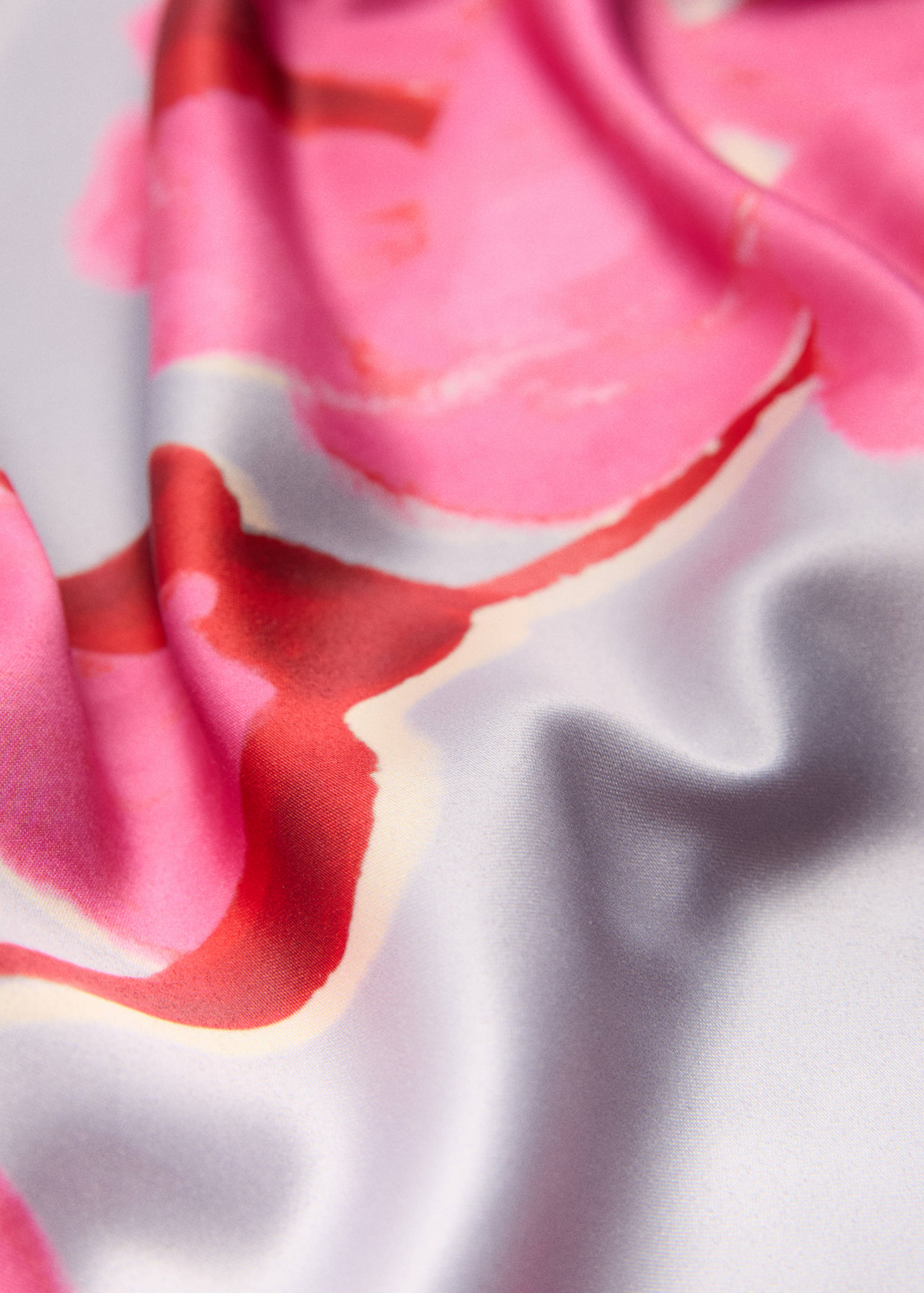Floral print scarf - Details of the article 1