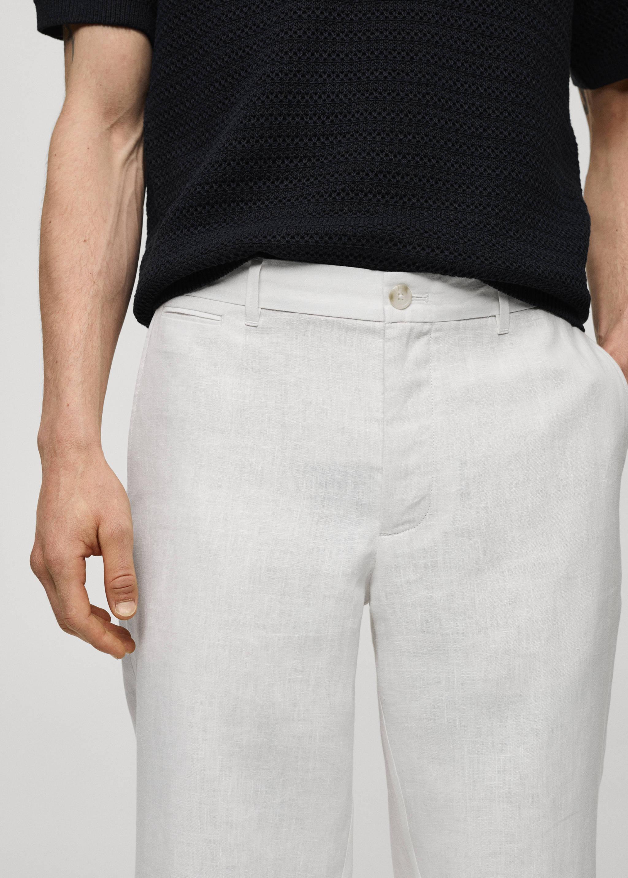 Slim-fit 100% linen trousers - Details of the article 1