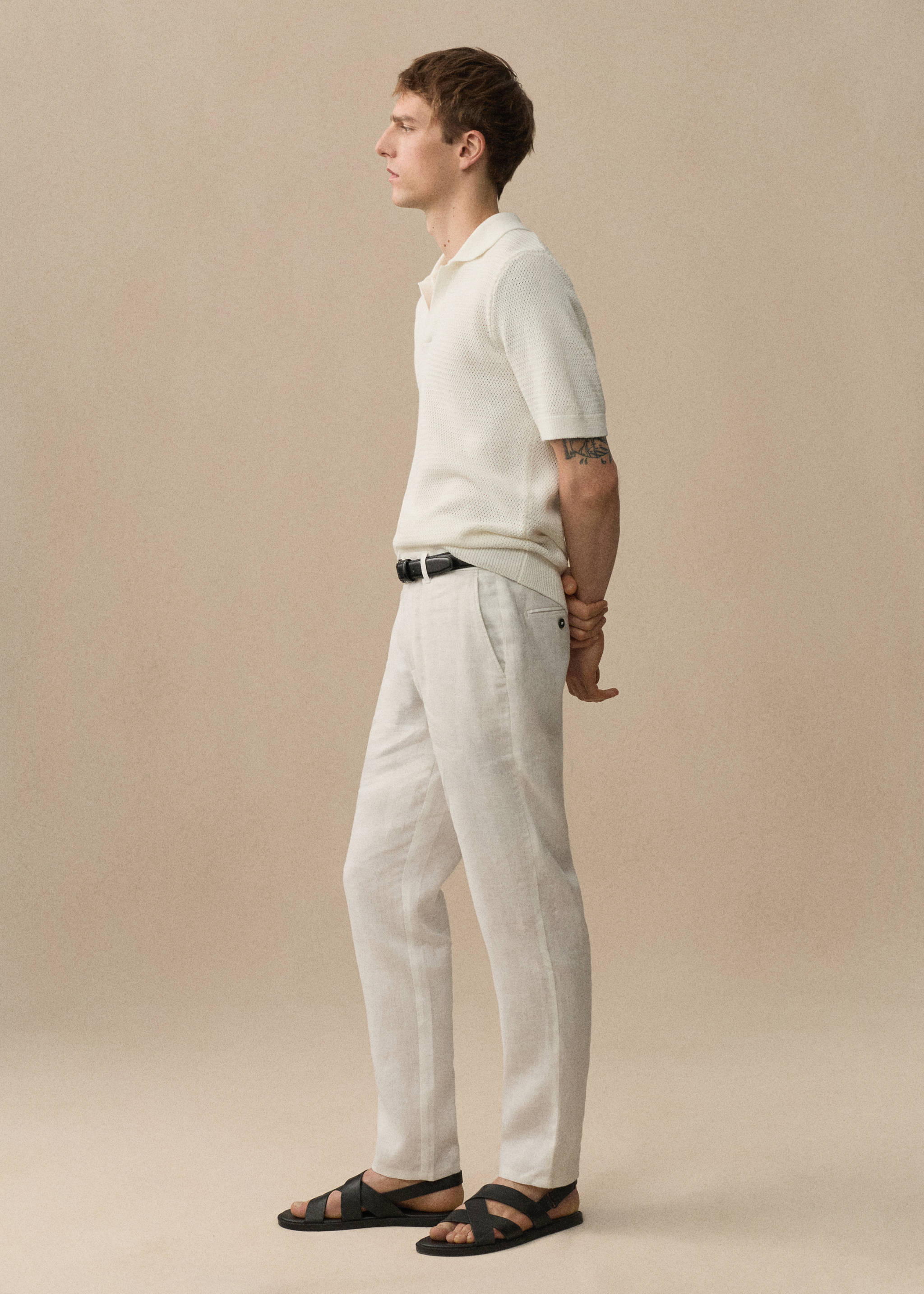 Slim-fit 100% linen trousers - Details of the article 3