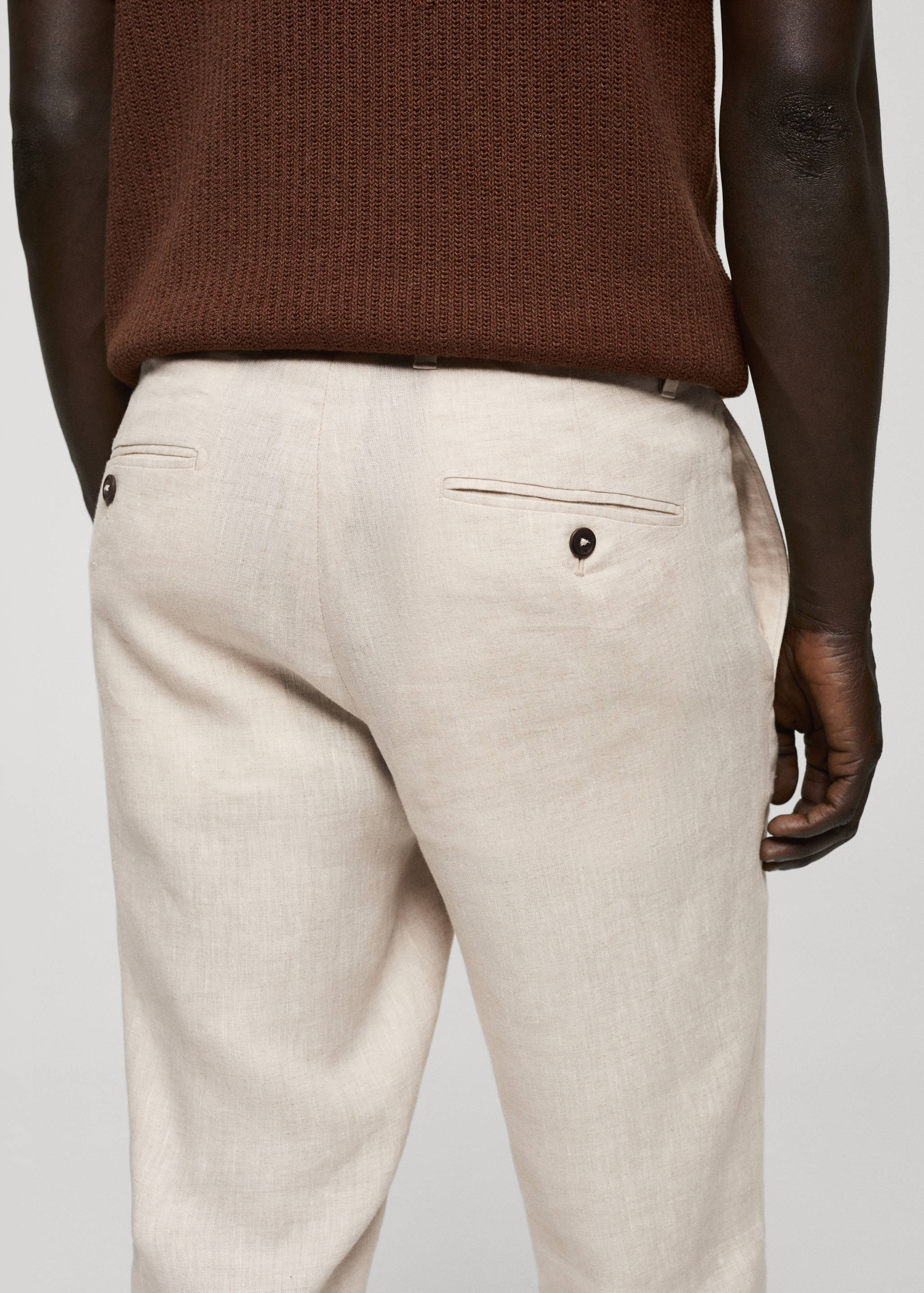 Slim-fit 100% linen trousers - Details of the article 6