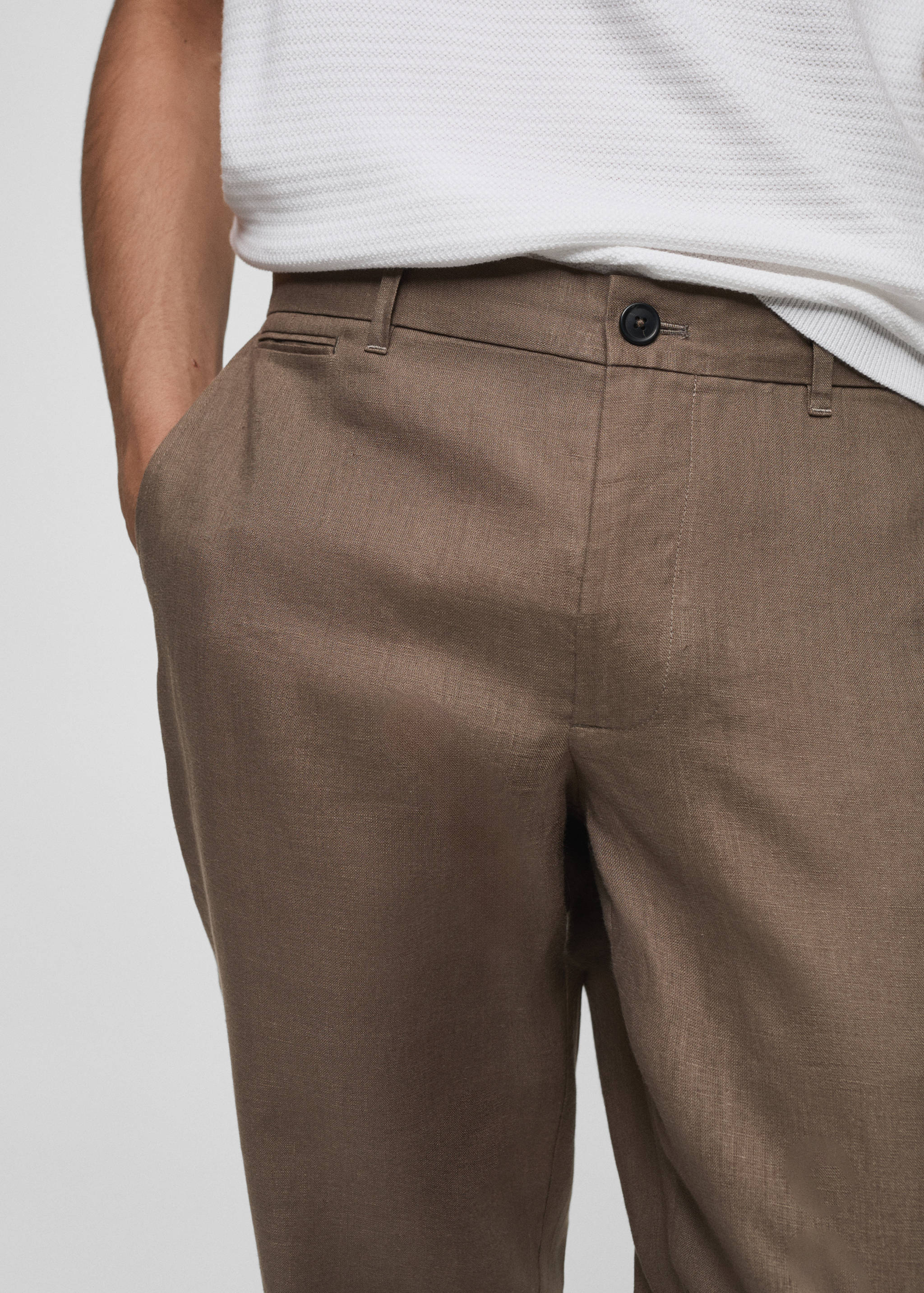 Slim-fit 100% linen trousers - Details of the article 1
