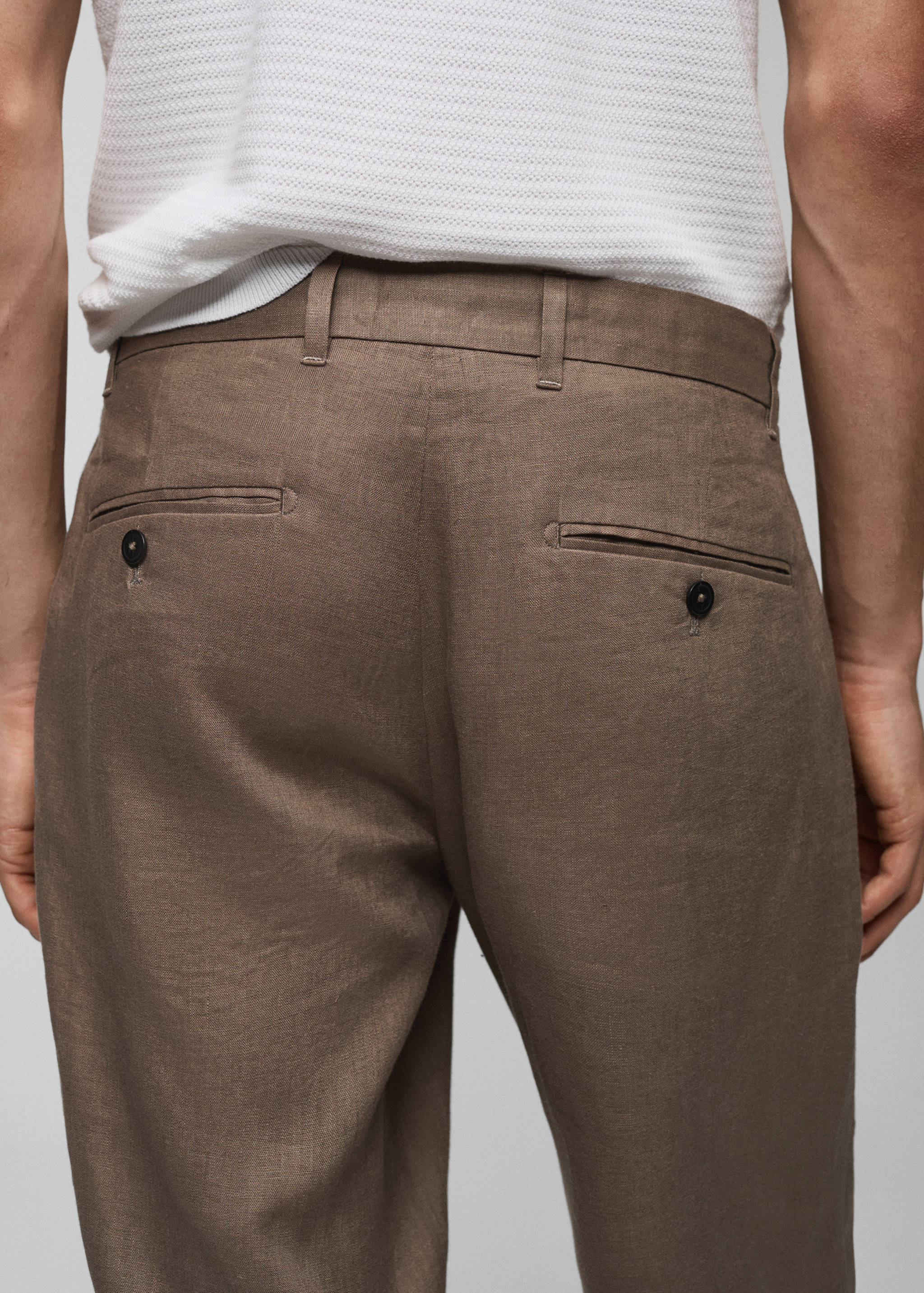 Slim-fit 100% linen trousers - Details of the article 6
