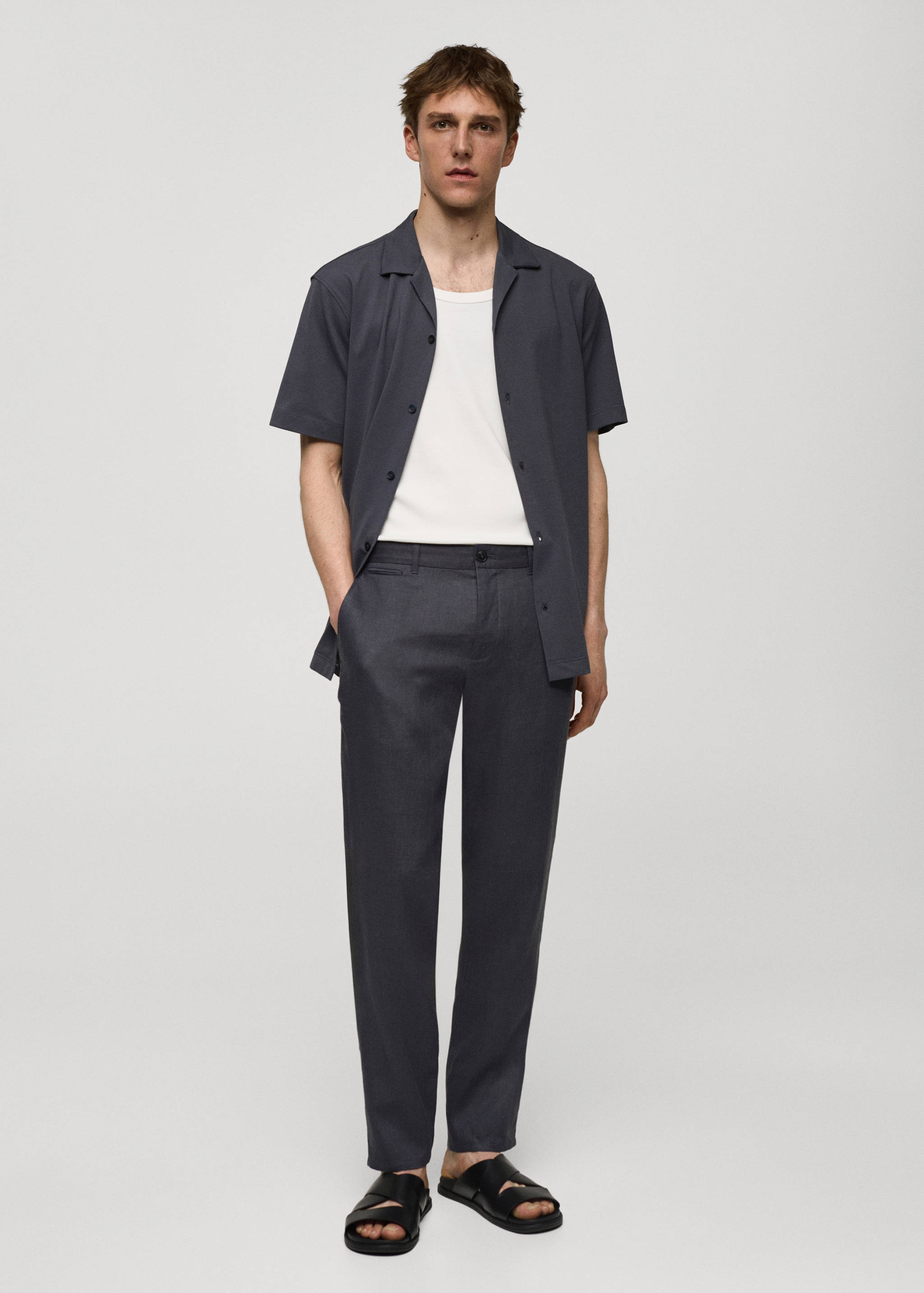 Slim-fit 100% linen trousers - General plane
