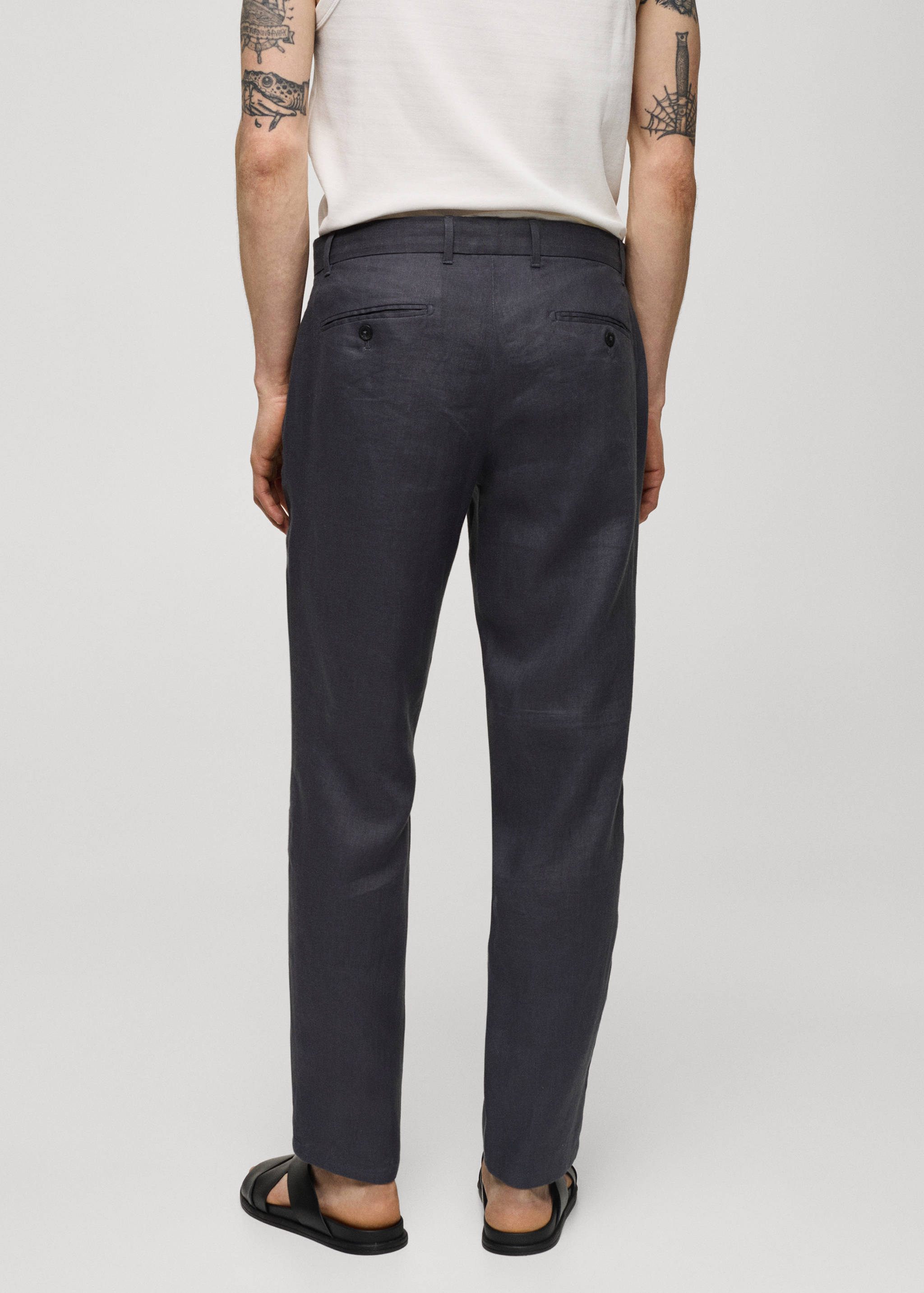 Slim-fit 100% linen trousers - Reverse of the article