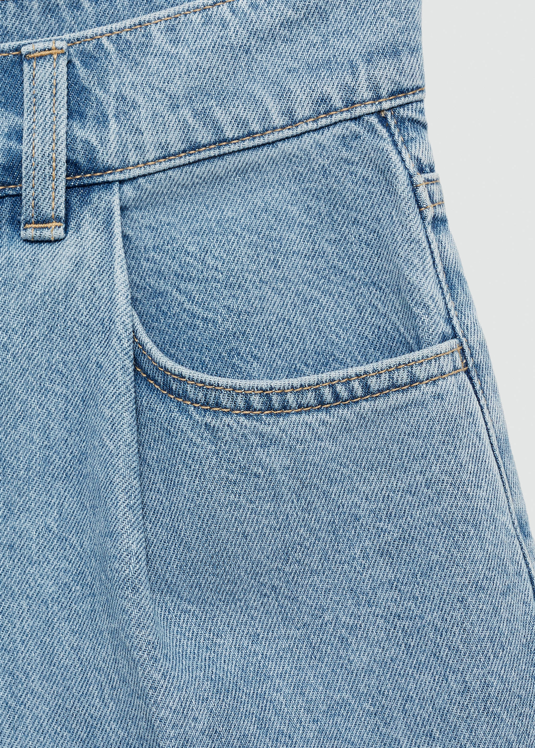 Denim shorts with pleats - Details of the article 8