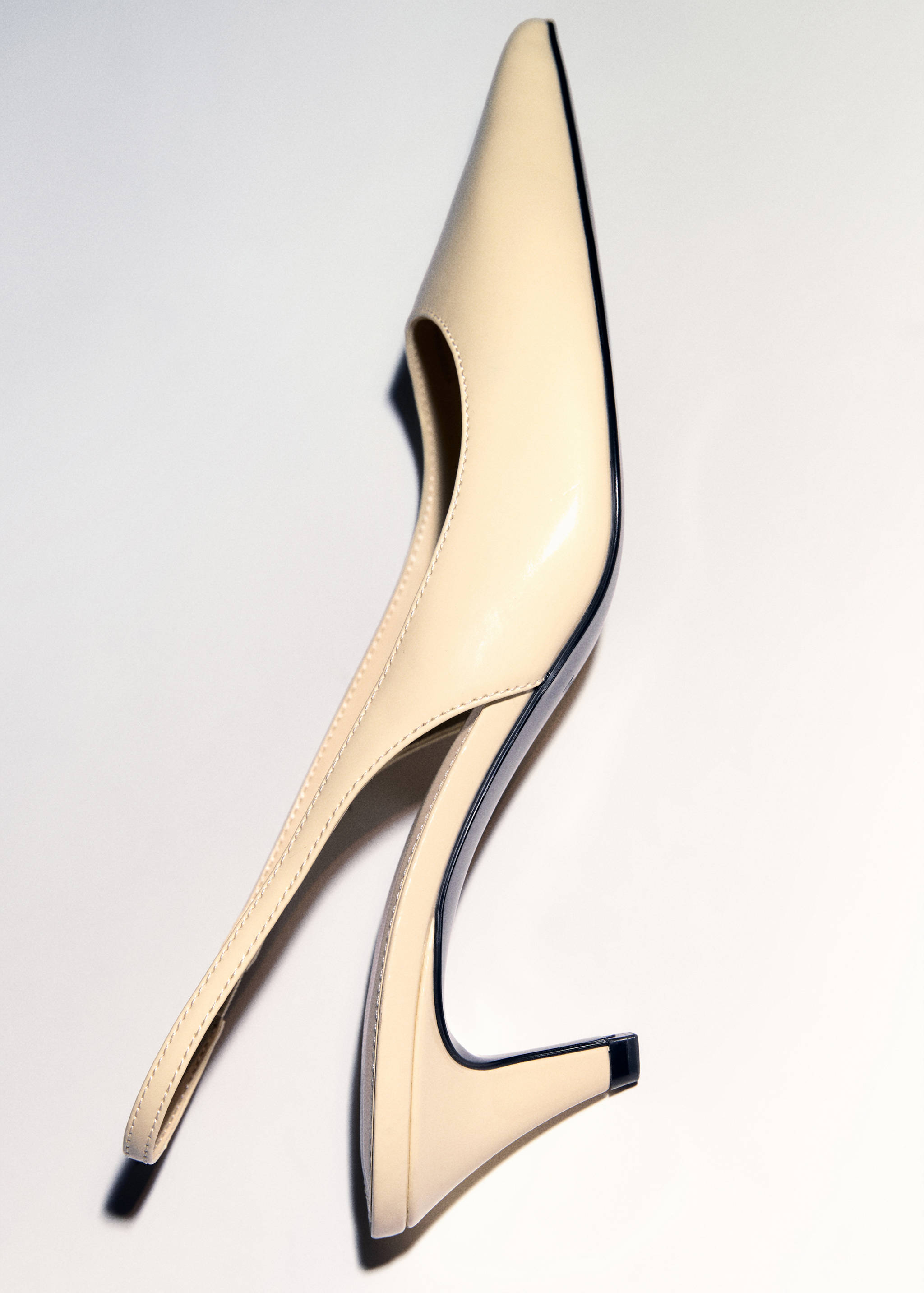 sling back heel shoes - Details of the article 5