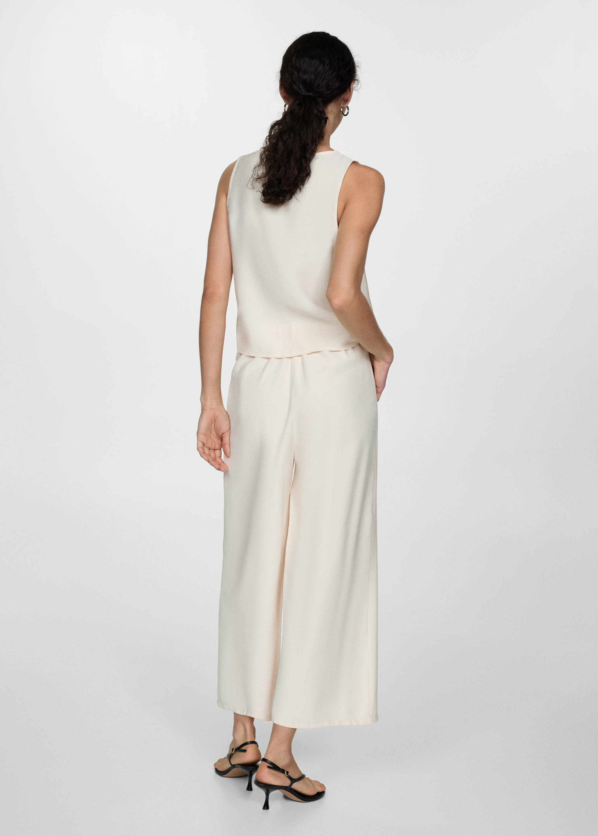 Wide leg trousers with elastic waist - Reverse of the article