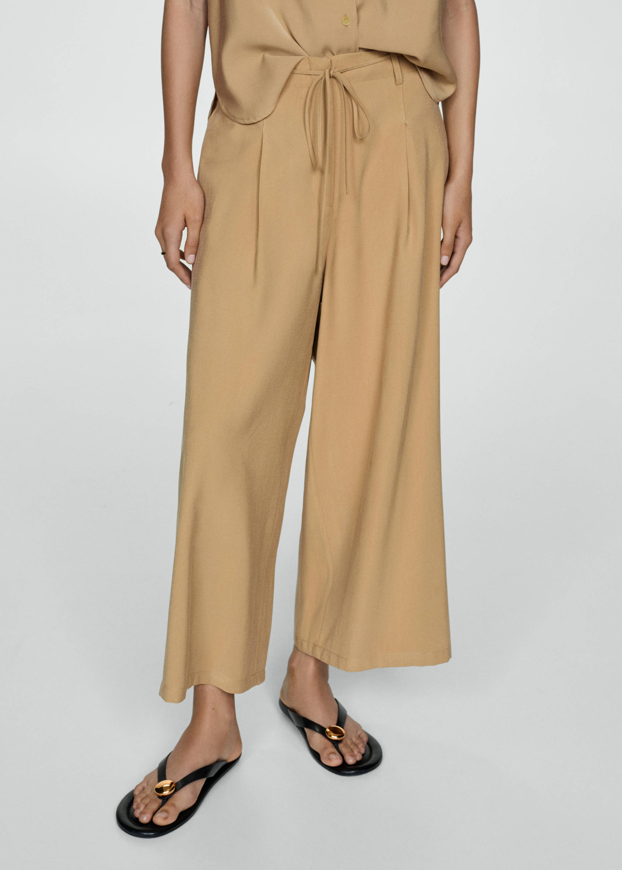 Wide leg trousers with elastic waist - Medium plane