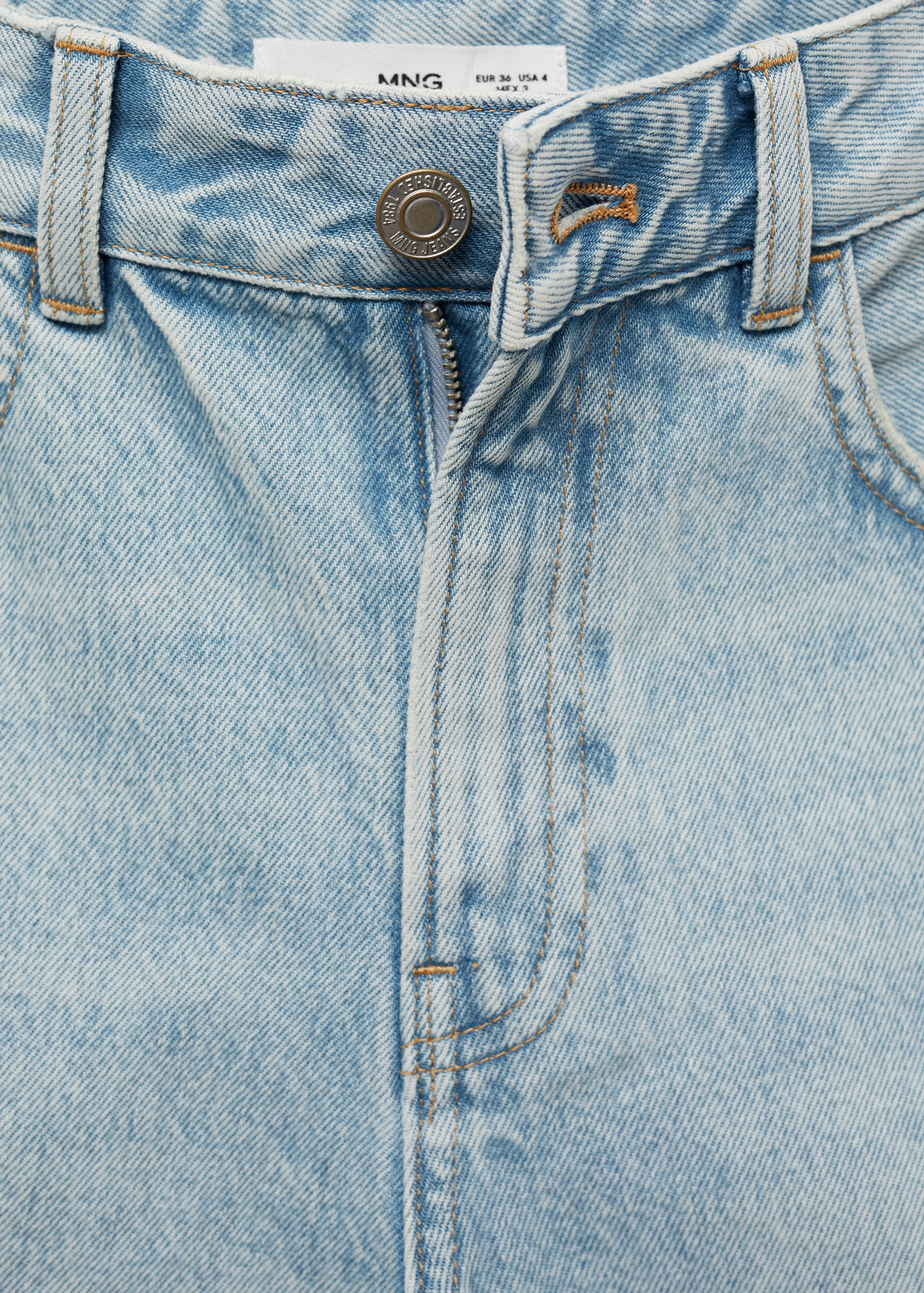 Straight-fit denim bermuda shorts - Details of the article 8