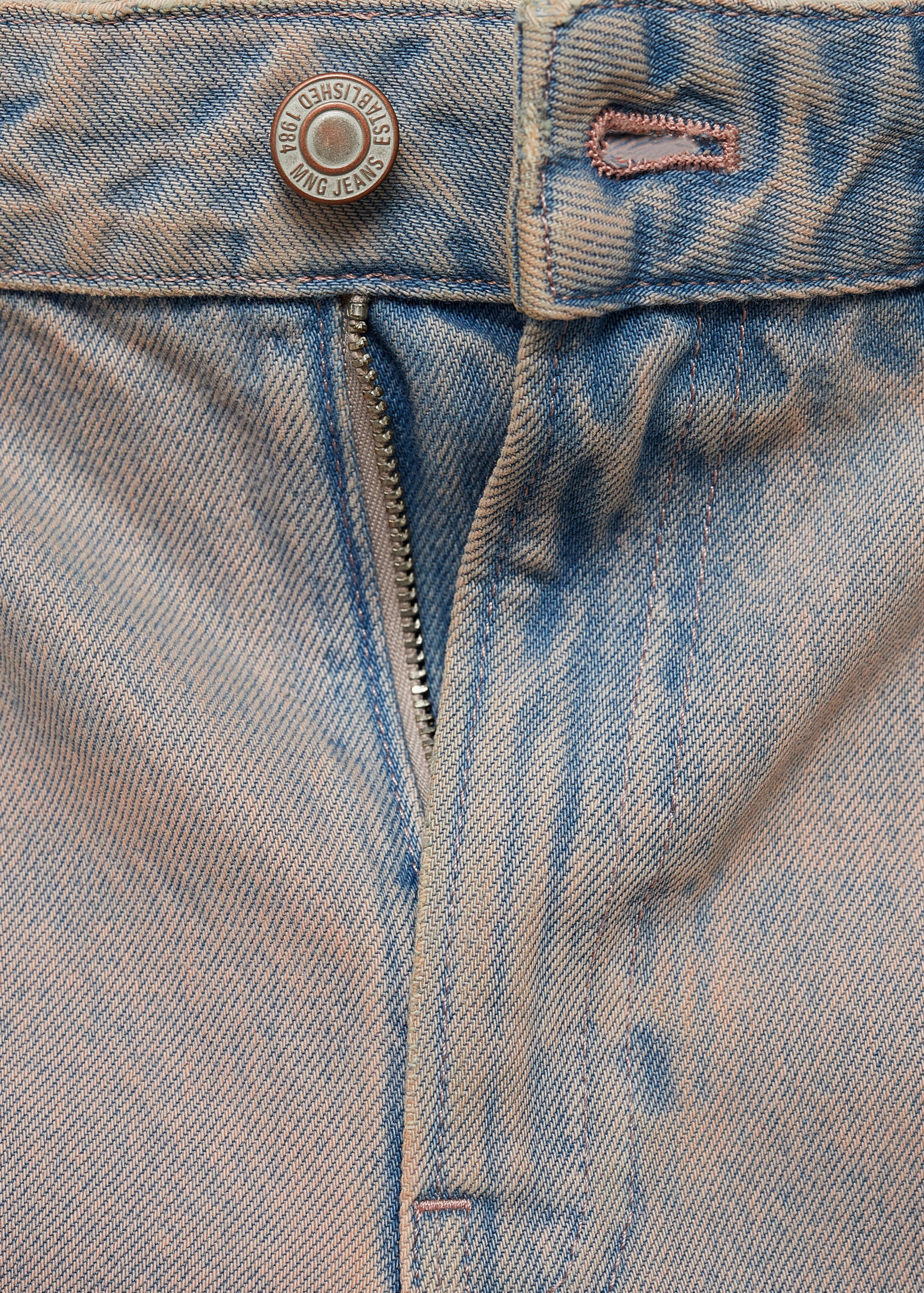 Denim bermuda shorts with washed effect - Details of the article 8