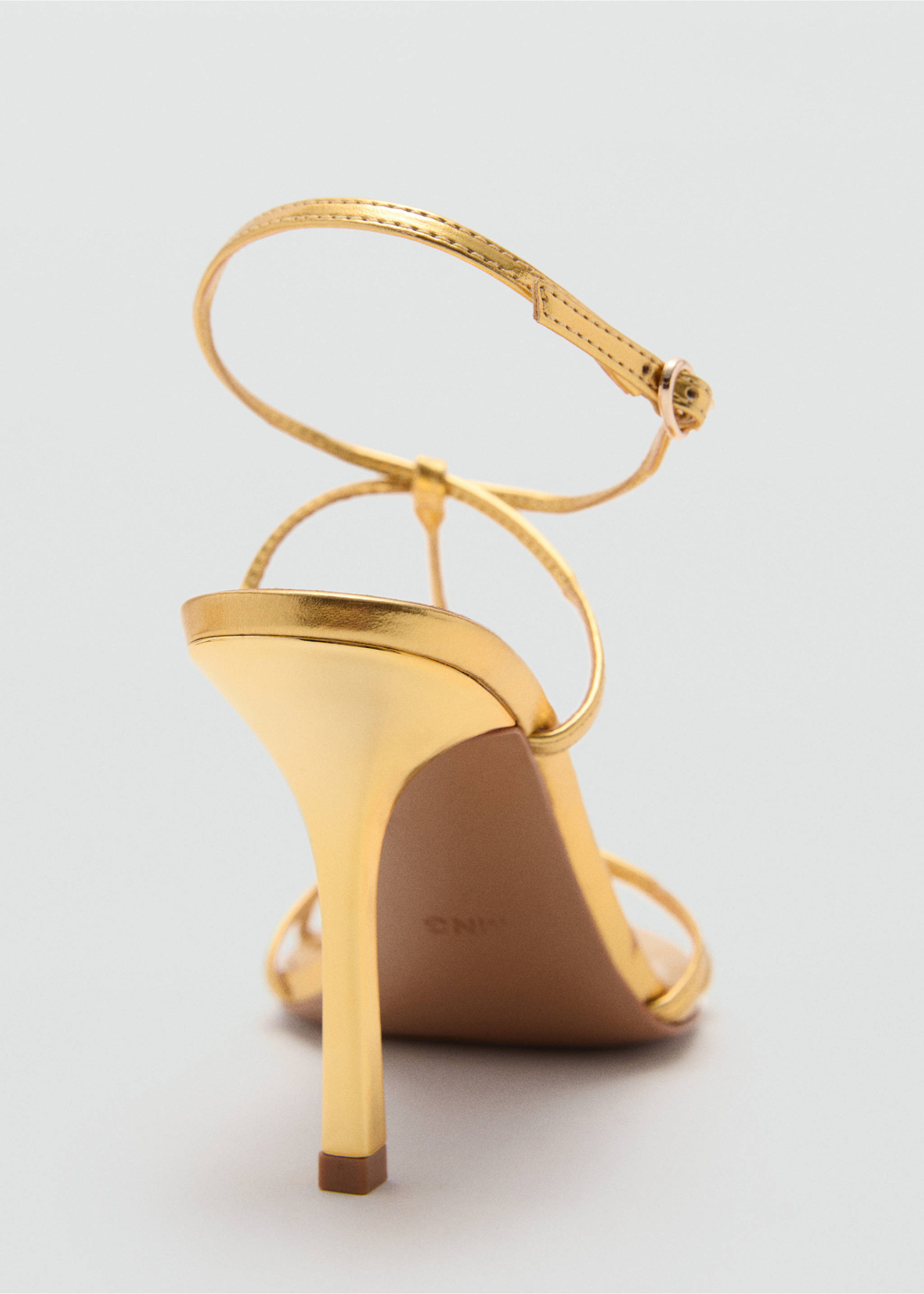 Metallic straps sandals - Details of the article 2, Gold. Ref: 77050296-00.