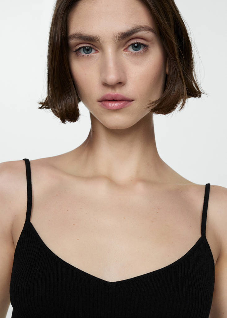 Ribbed top with thin straps — Black