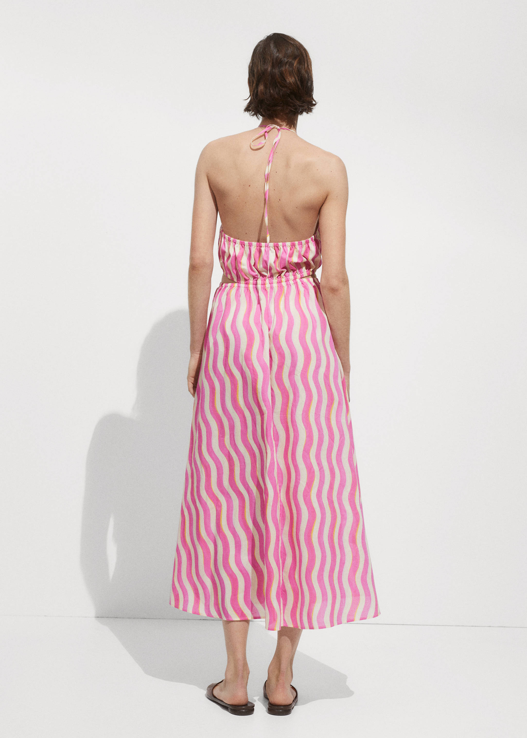 Printed dress with openings - Reverse of the article