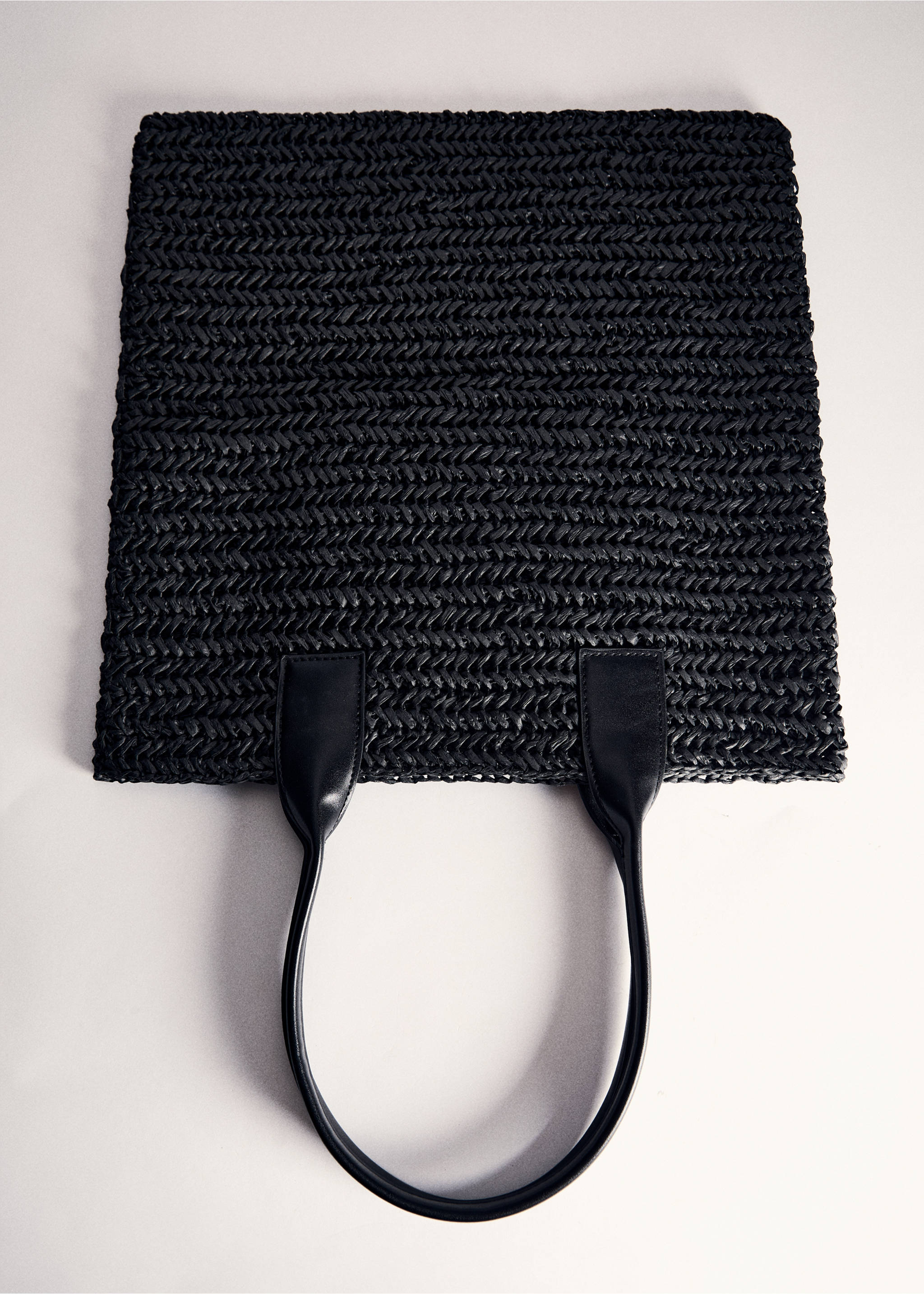 Black woven tote bag with smooth leather shoulder straps., Black. Ref: 77050349-00.