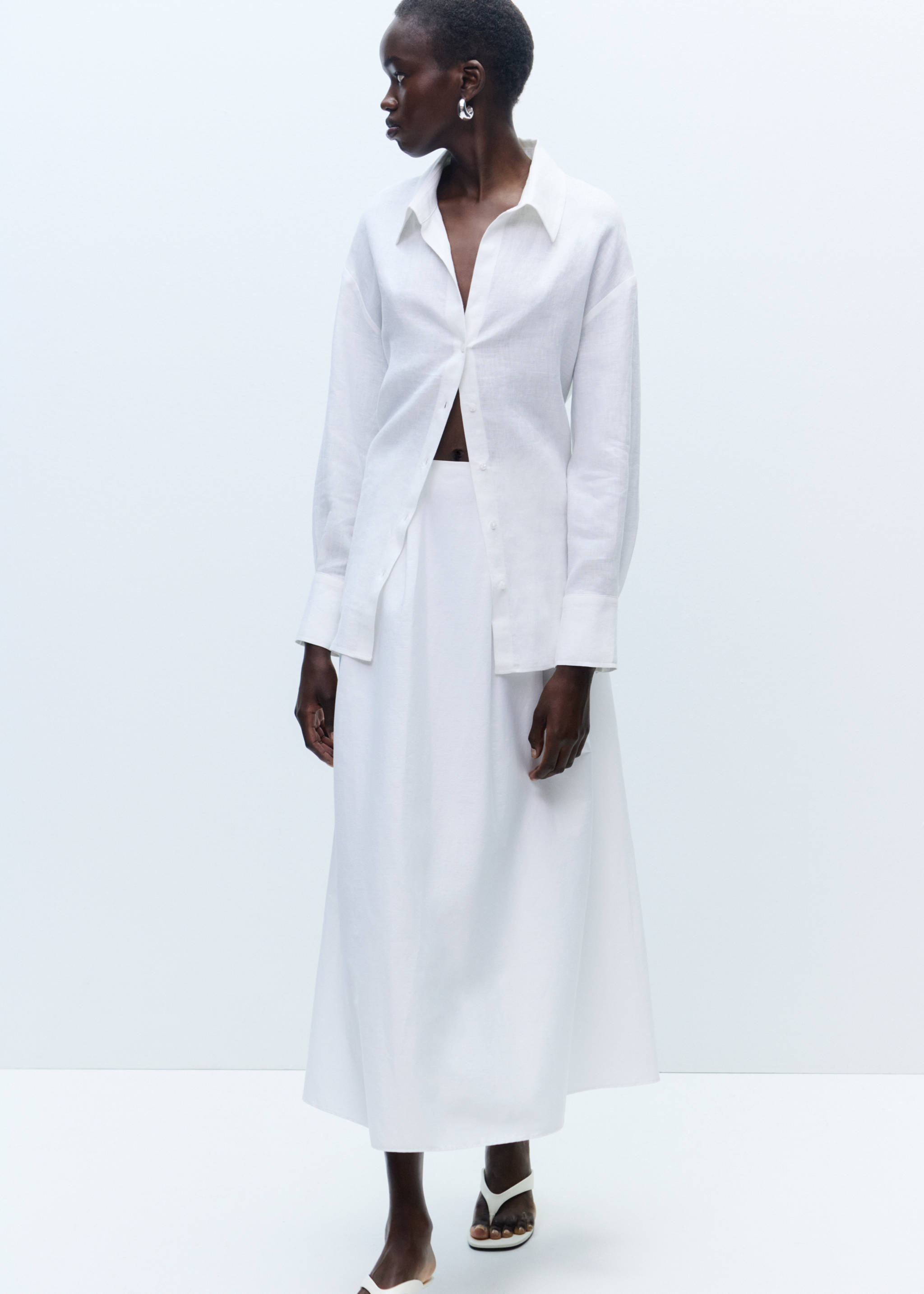 Long flared skirt - Details of the article 6