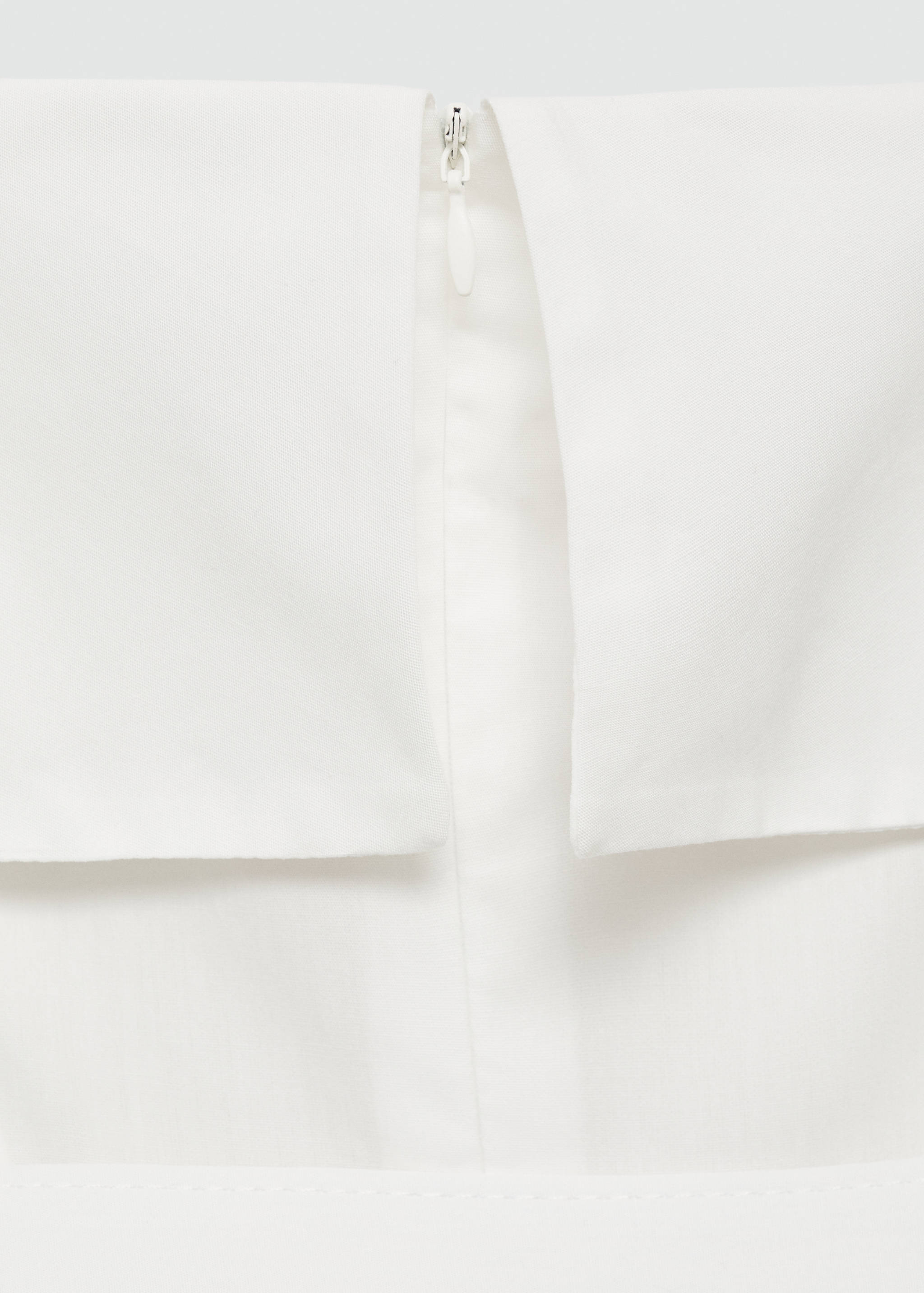 Dress with a belted neckline - Details of the article 0