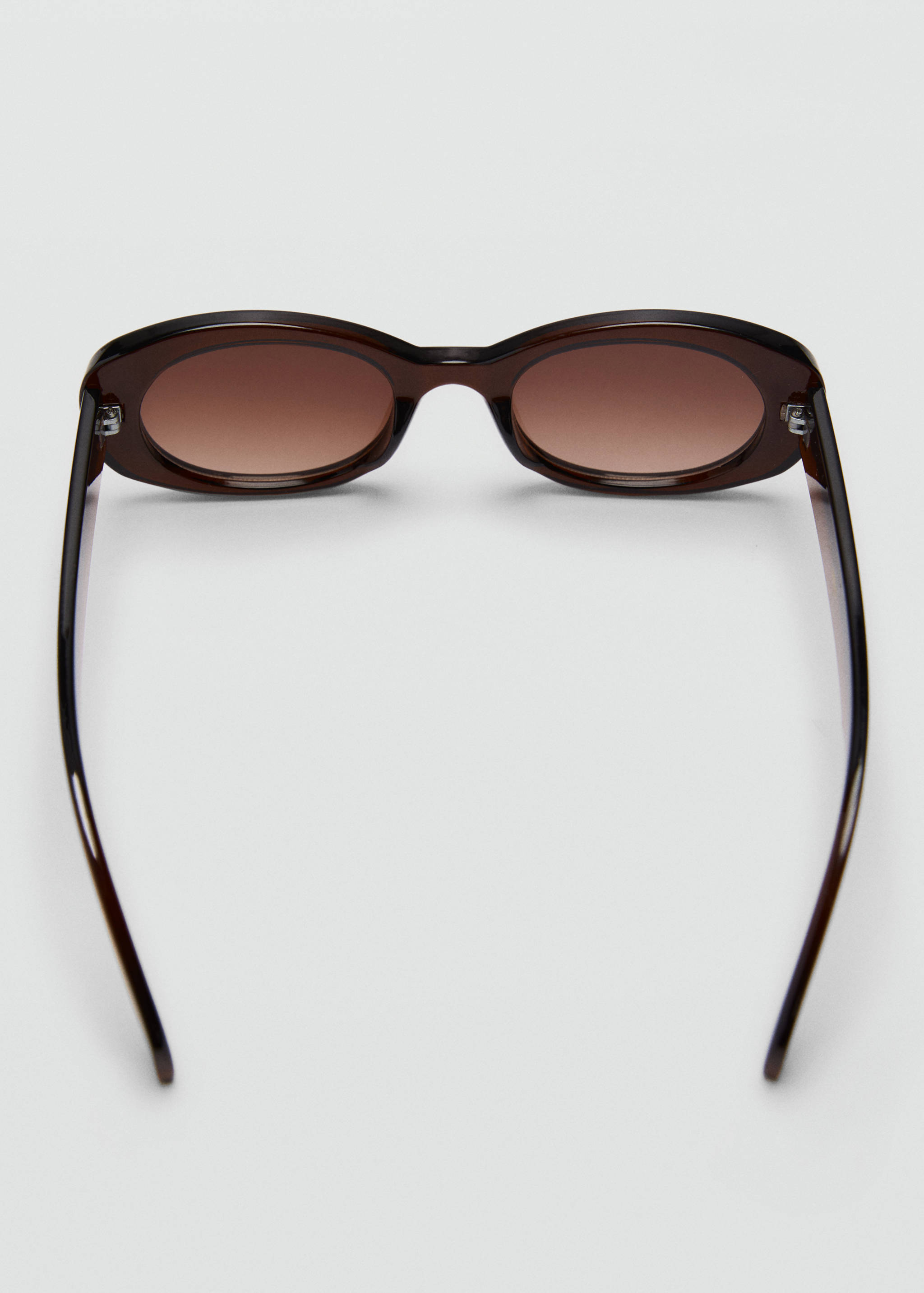 Resin frame sunglasses - Details of the article 1