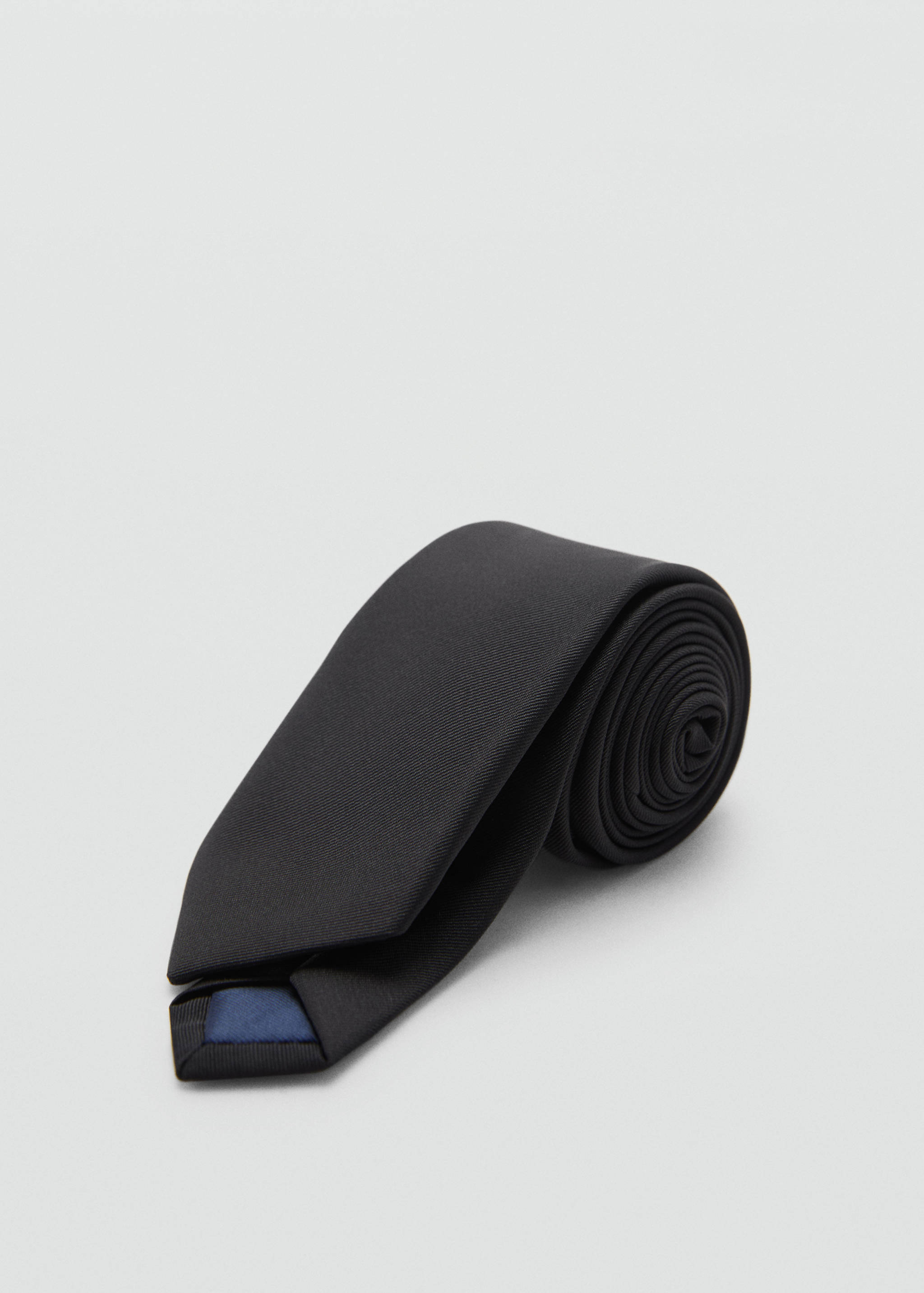 Crease-resistant structured tie - Medium plane