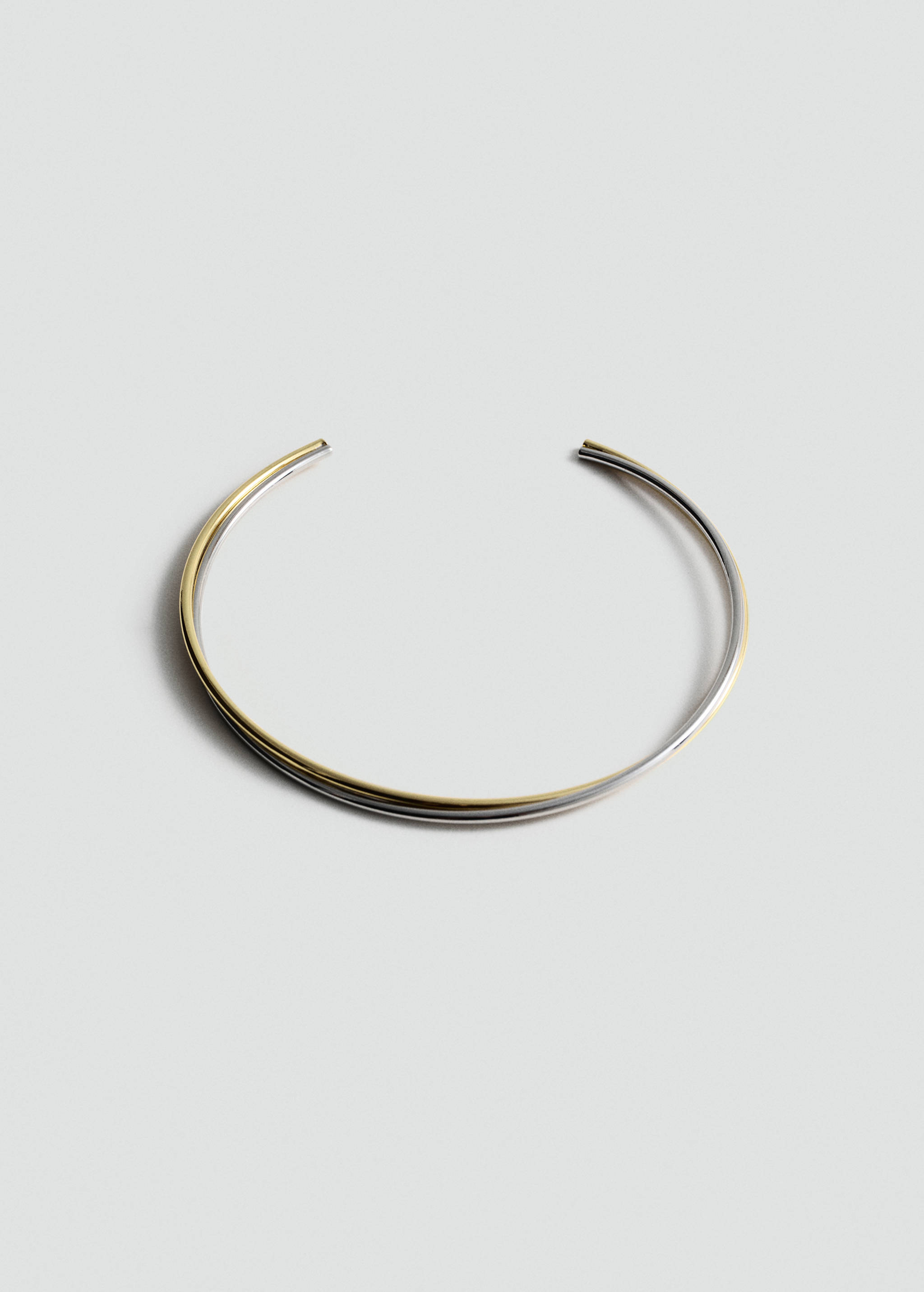 Interlocking hoop earrings and choker - Article without model