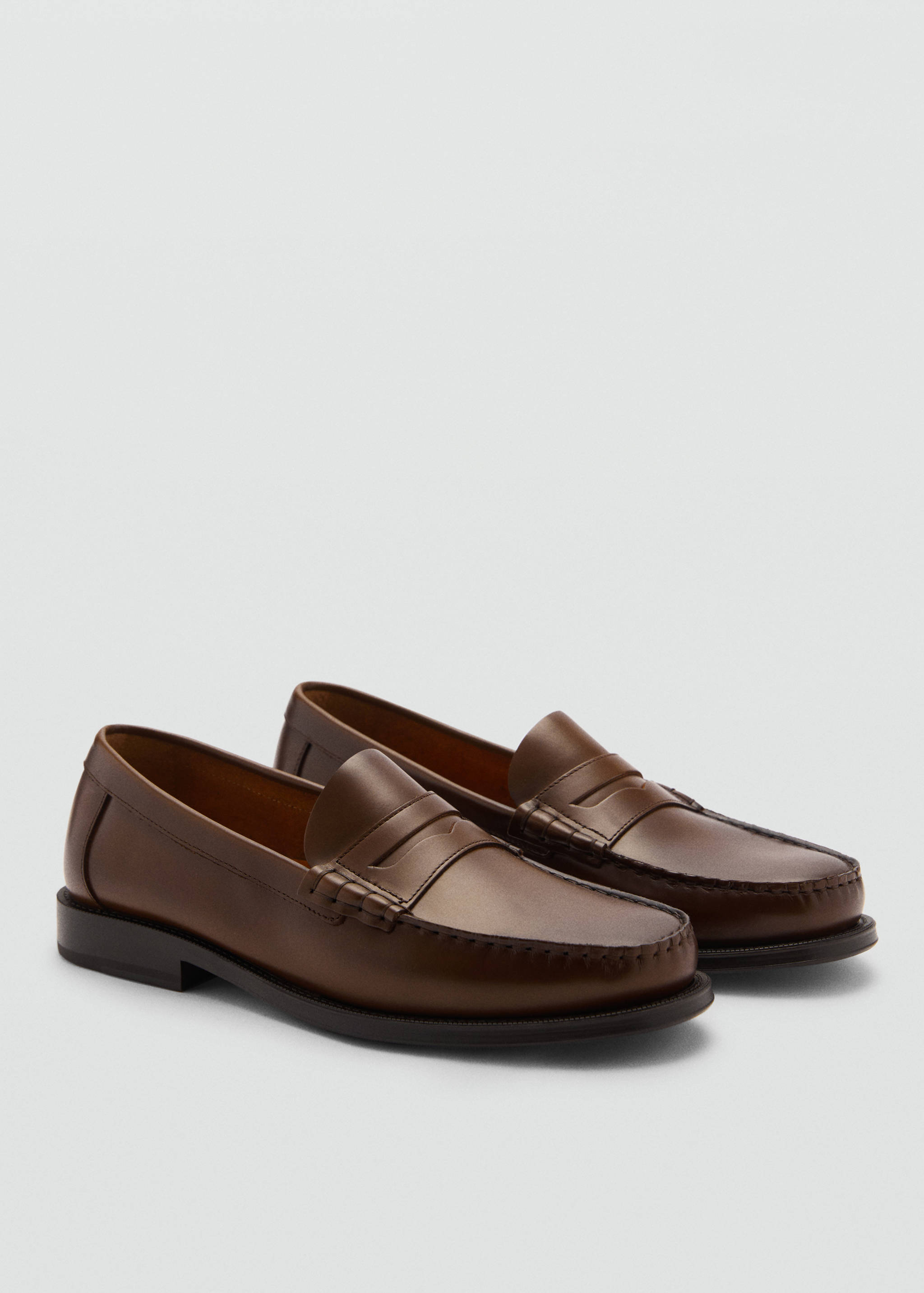 Aged-leather loafers - Medium plane