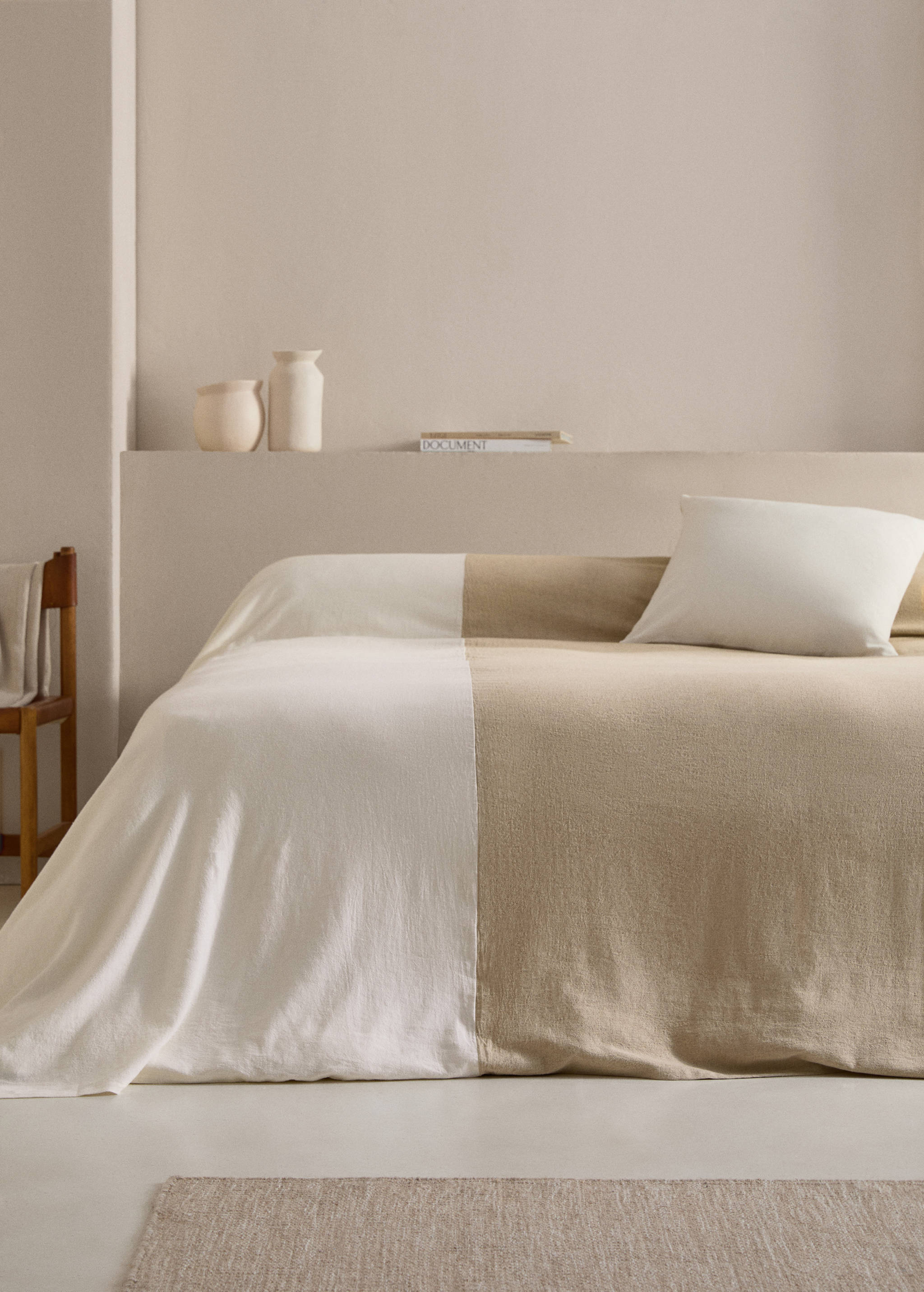 Cotton and linen bedspread - General plane