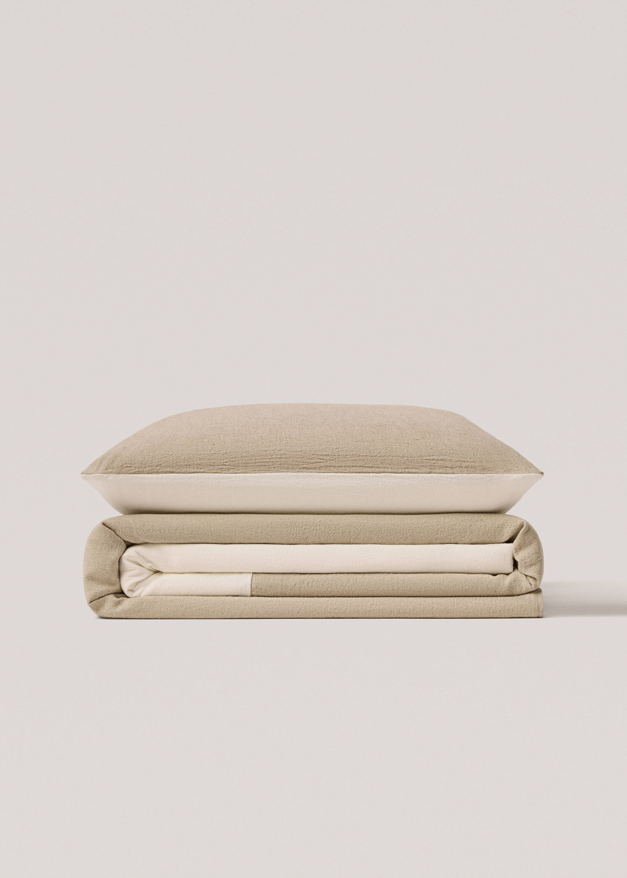 Cotton and linen bedspread - Details of the article 3