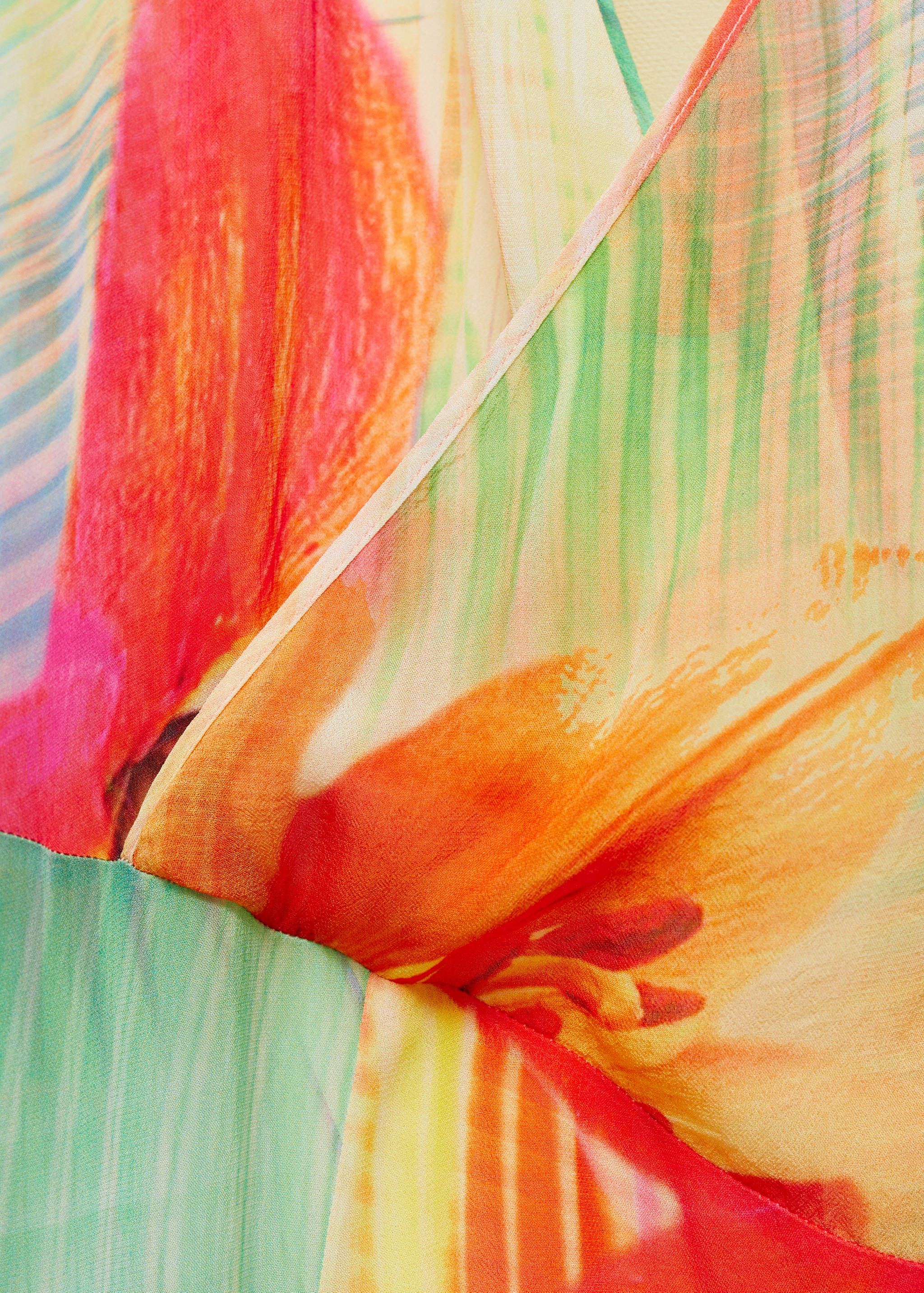 Printed dress with asymmetrical hem - Details of the article 8