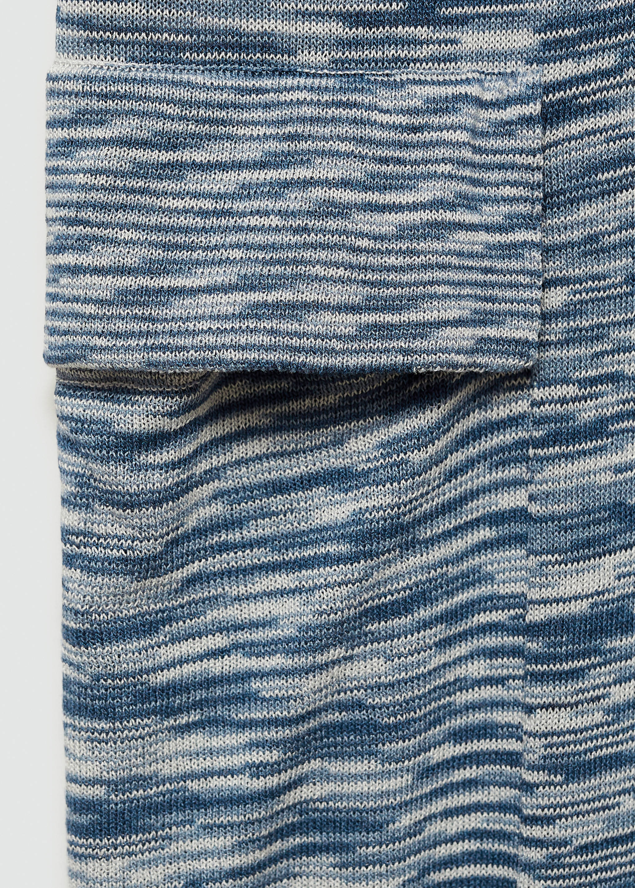 Трикотажные брюки с карманами карго - Деталь изделия 0