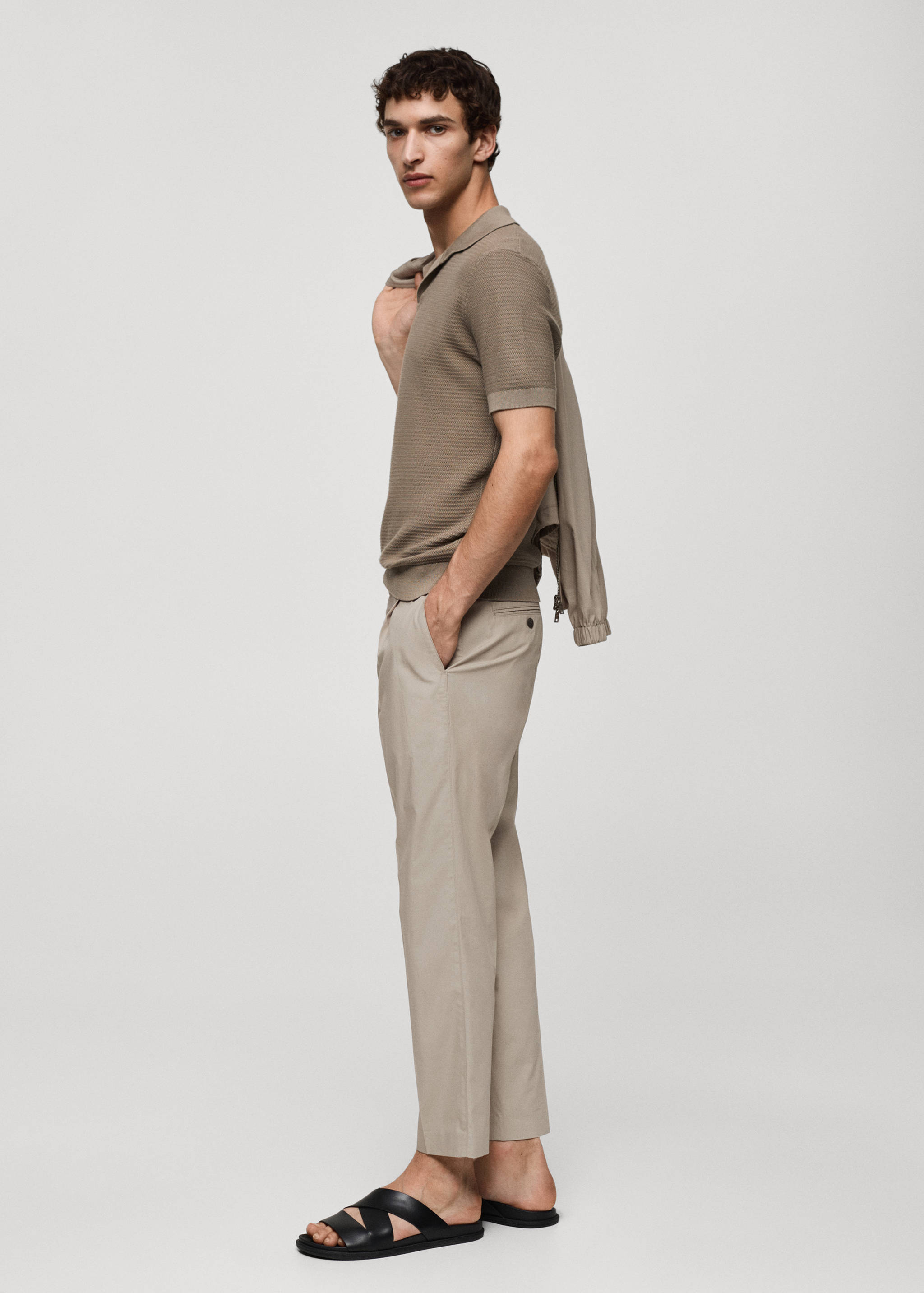 Slim-fit lyocell pleated trousers - Details of the article 2
