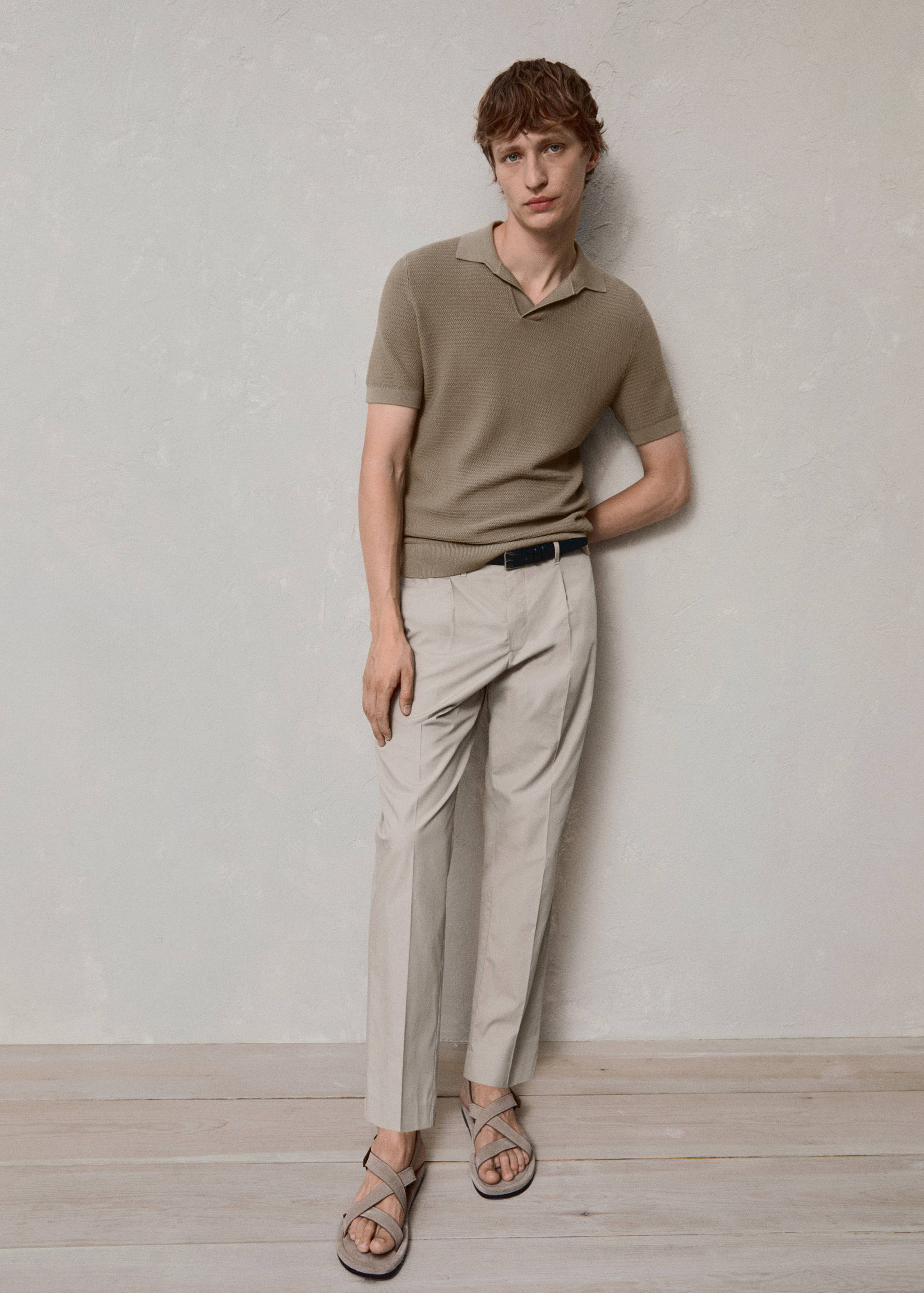Slim-fit lyocell pleated trousers - Details of the article 3