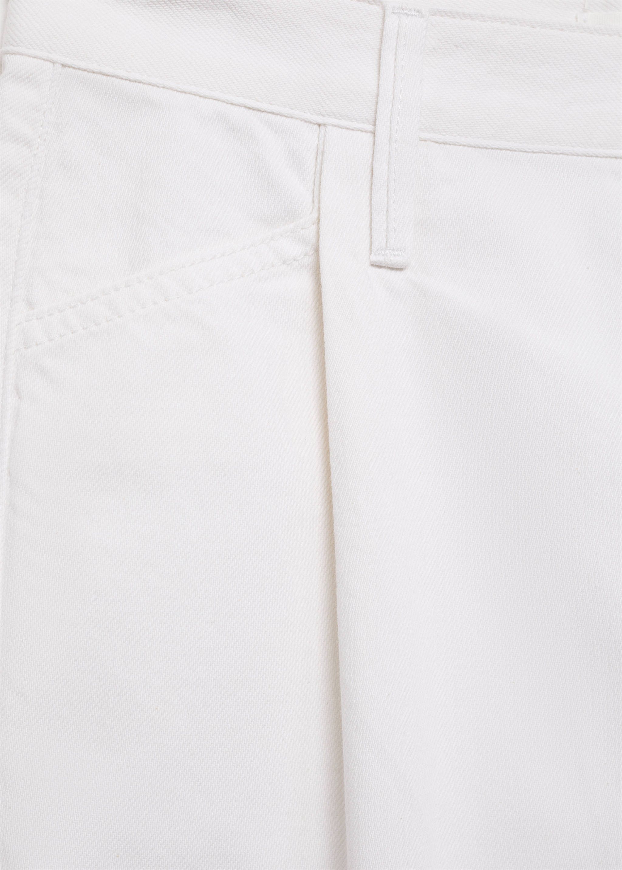 Denim shorts with frayed hem - Details of the article 8